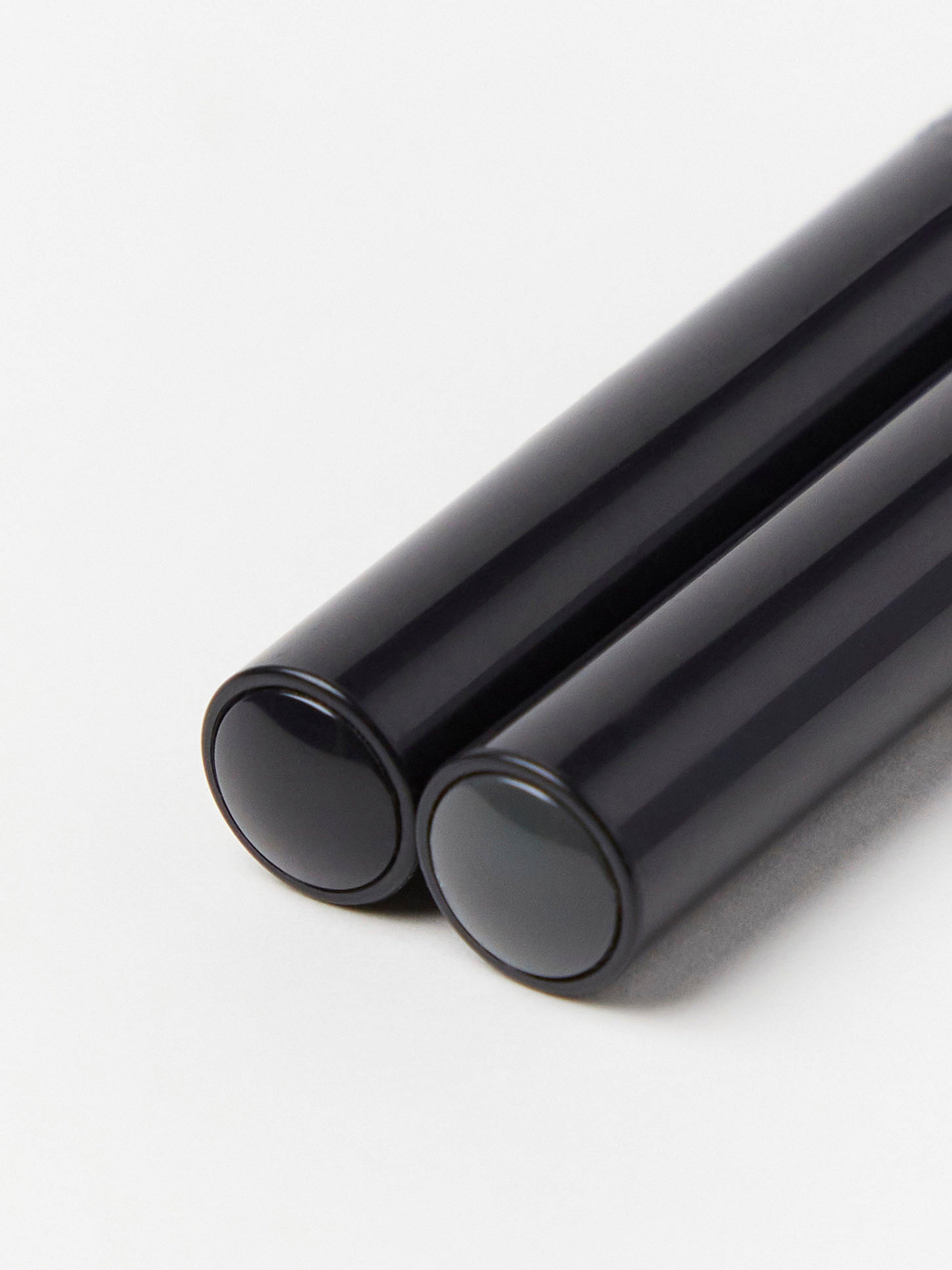 Max Factor Masterpiece Matte Liquid Eyeliner 2 CHARCOAL