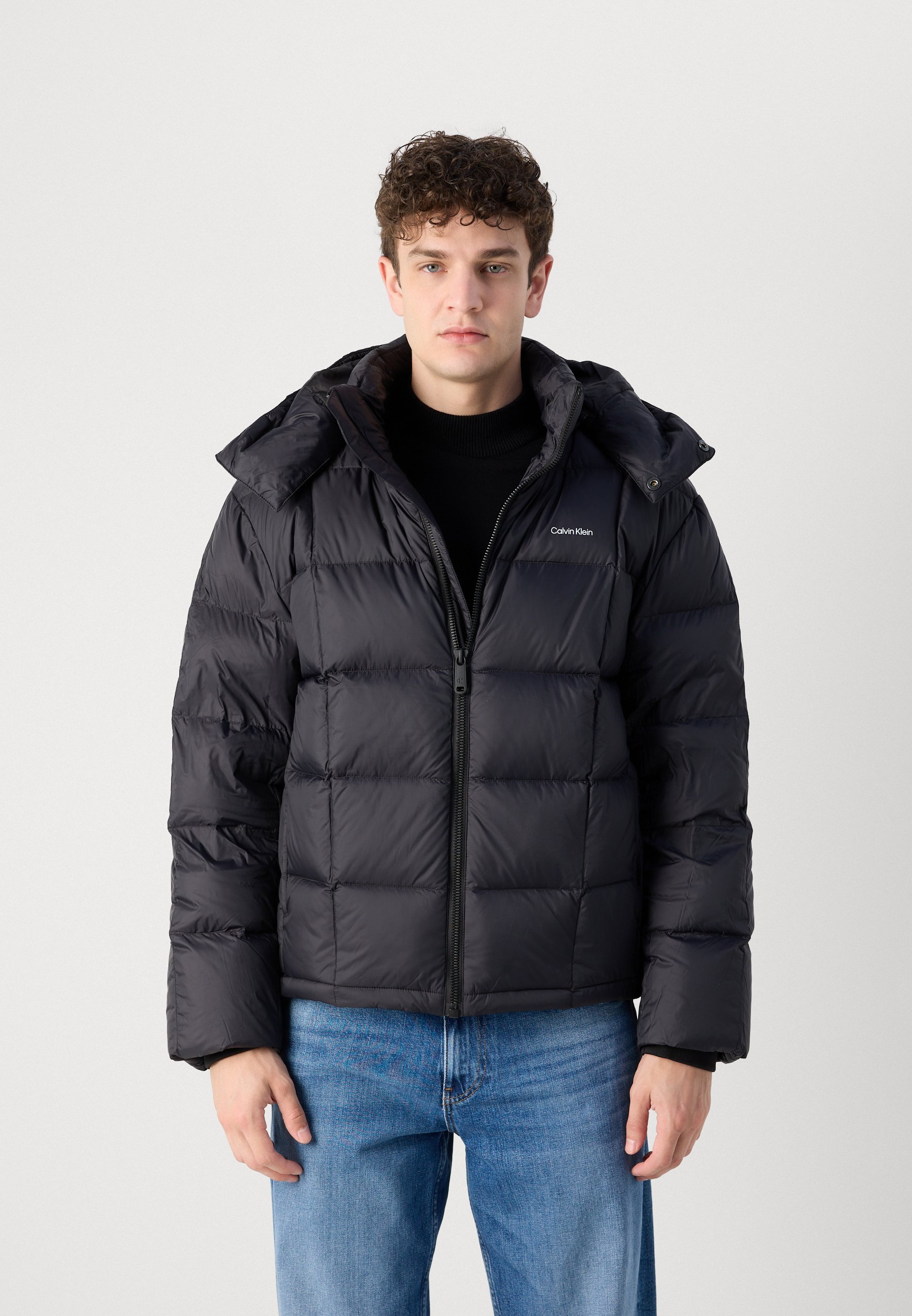 Calvin Klein Giacca imbottita con cappuccio removibile - nera