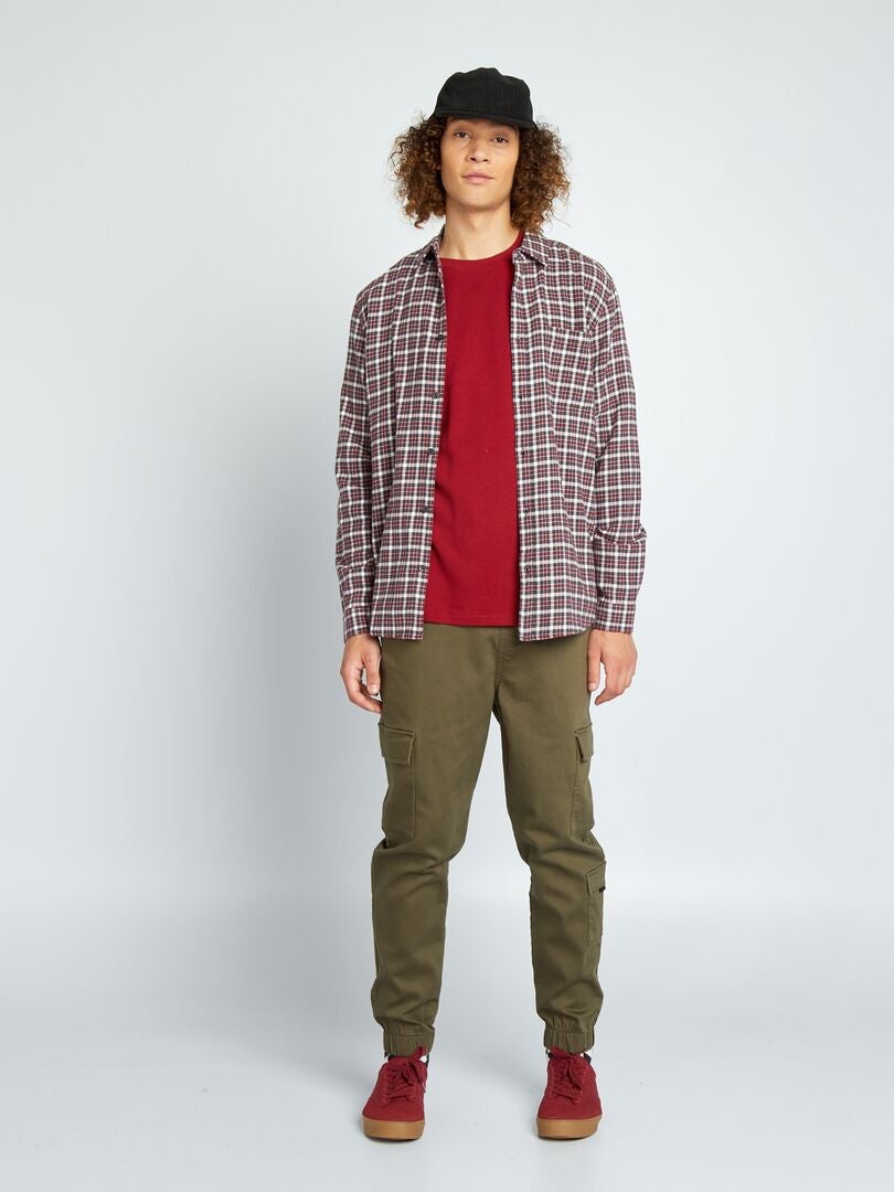 T-shirt met ronde hals en borstzak - ROOD