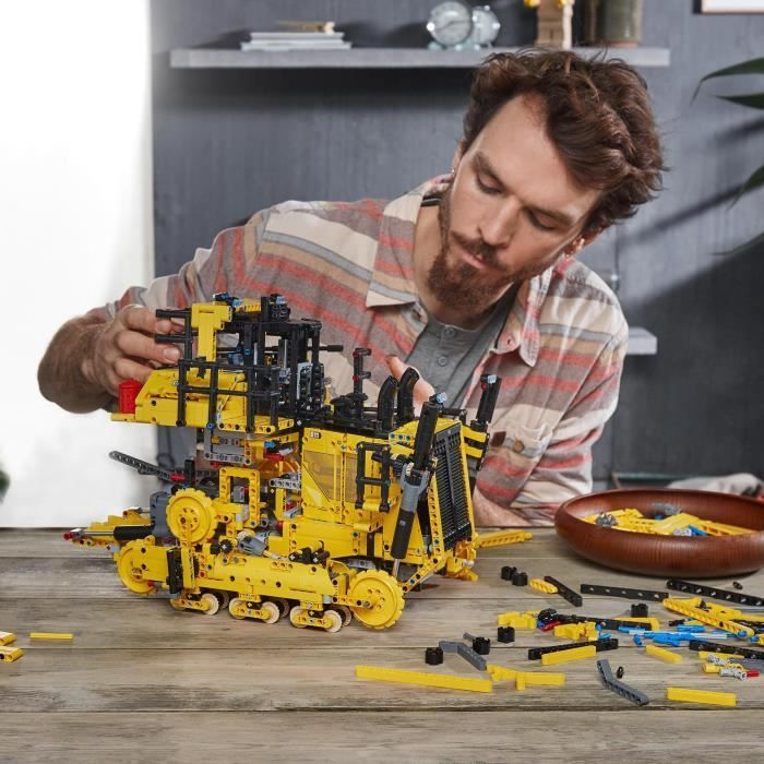 LEGO® 42131 Technic Bulldozer D11 Cat Véhicule de Chantier Télécommandé Interactif pour Adultes avec Application