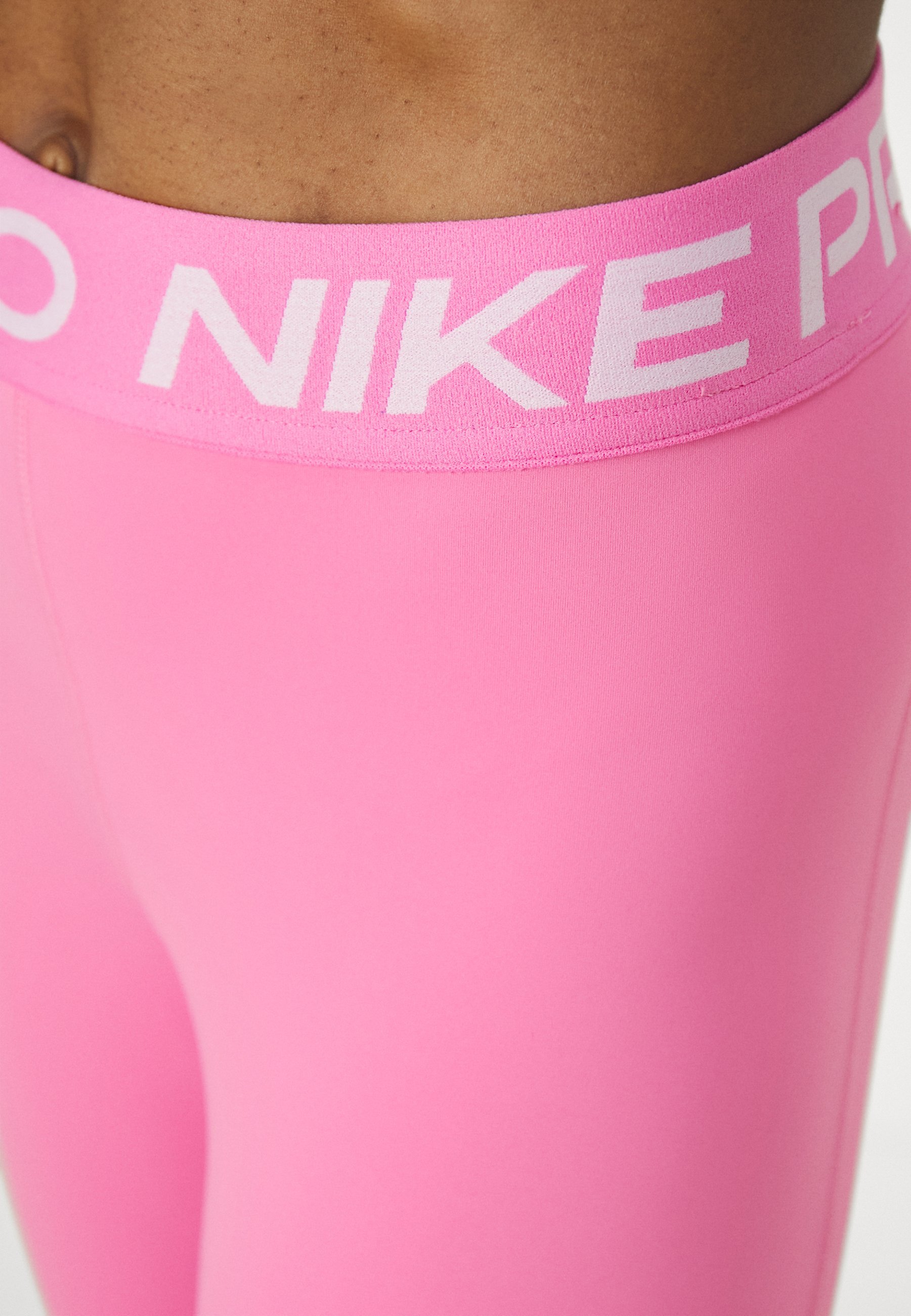 Nike Performance 365 - Leggings - játékos rózsaszín/fehér