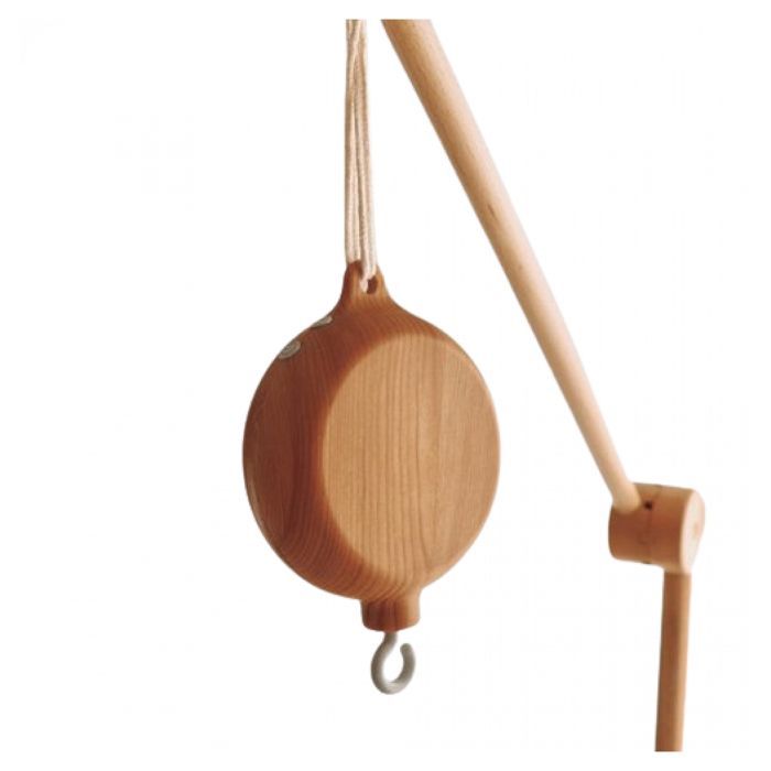 Móvil de bebé con caja de música de madera