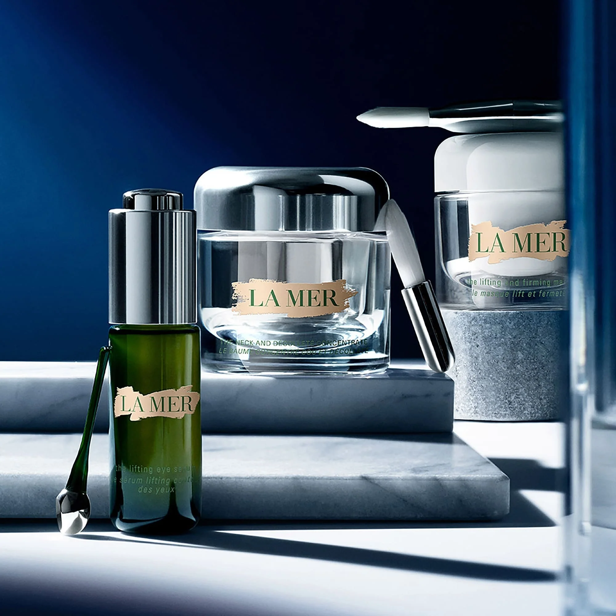Collezione Corpo The Neck and Décolleté Concentrate - Tratt.collo e décolleté antirughe, Tratt.lifting collo e décolleté