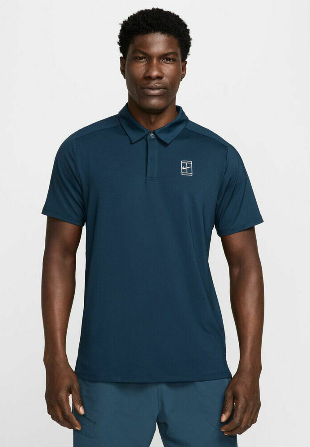 Nike Performance NIKECOURT ADVANTAGE - Polo - blu navy/bianco