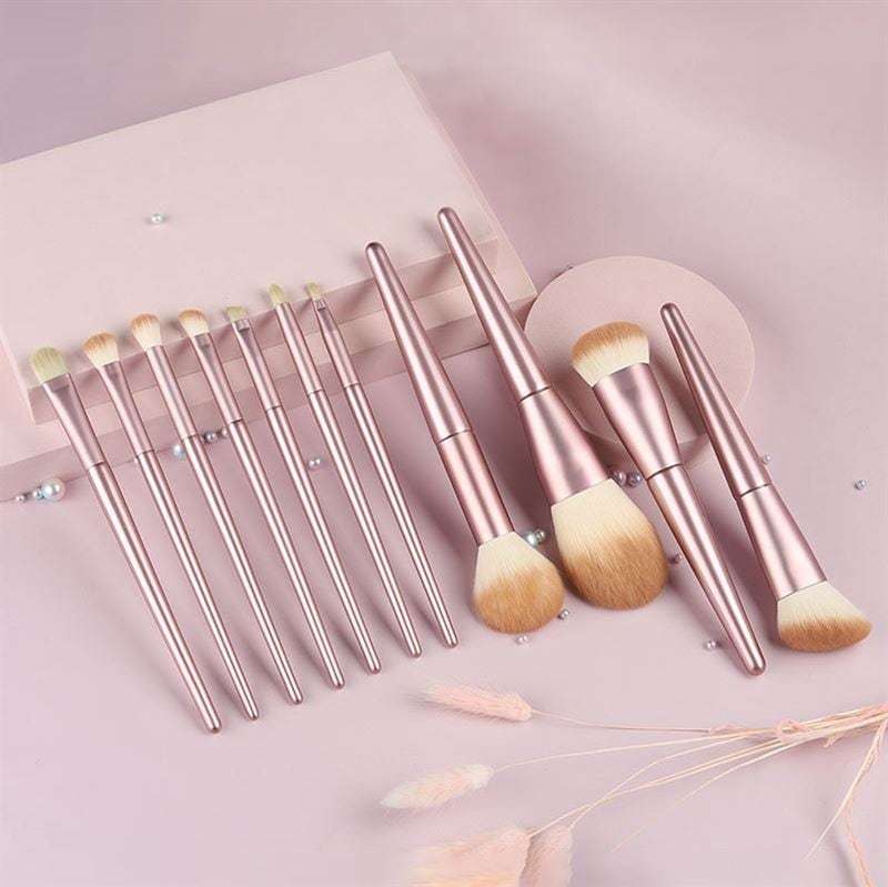 „Technique Pro“ šepetėlių rinkinys „Radiance“ makiažo šepetėlių rinkinys – rožė