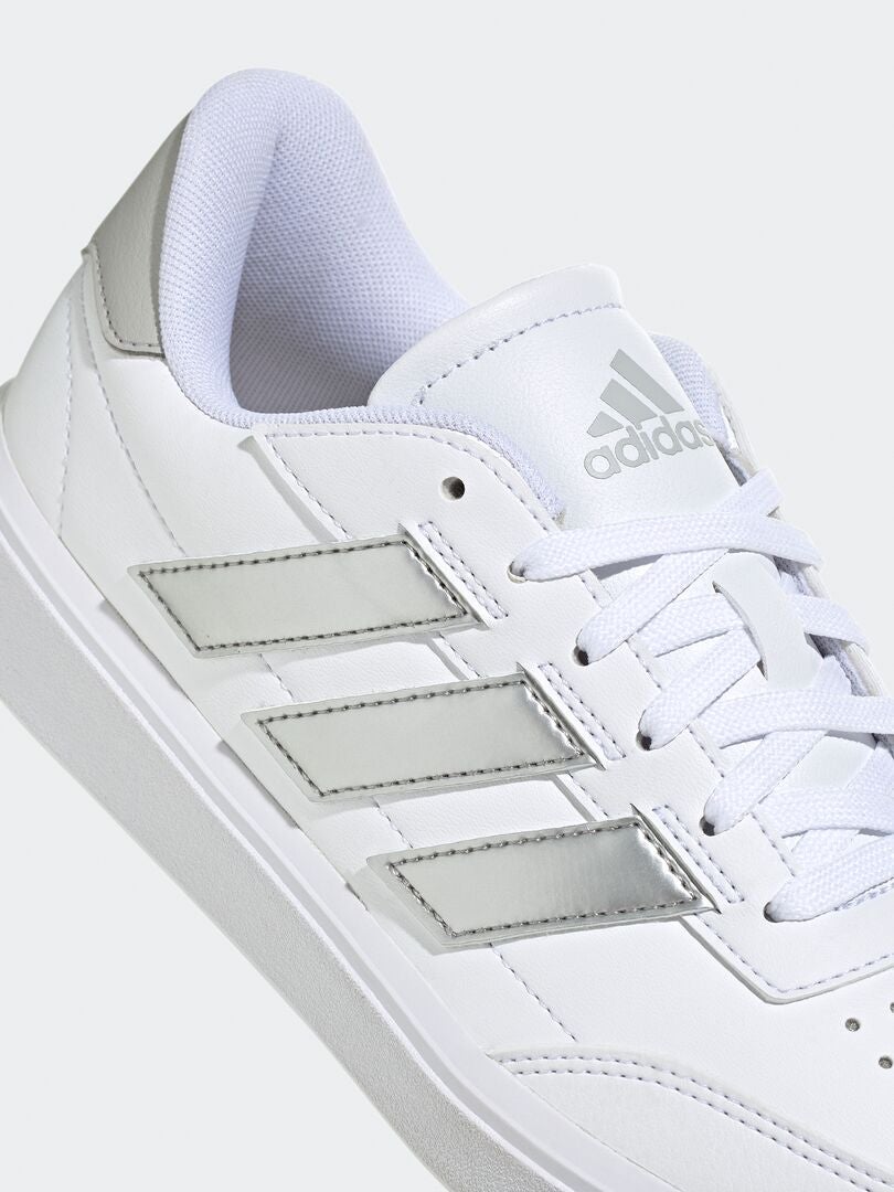 Tênis 'Courtblock' da Adidas - branco
