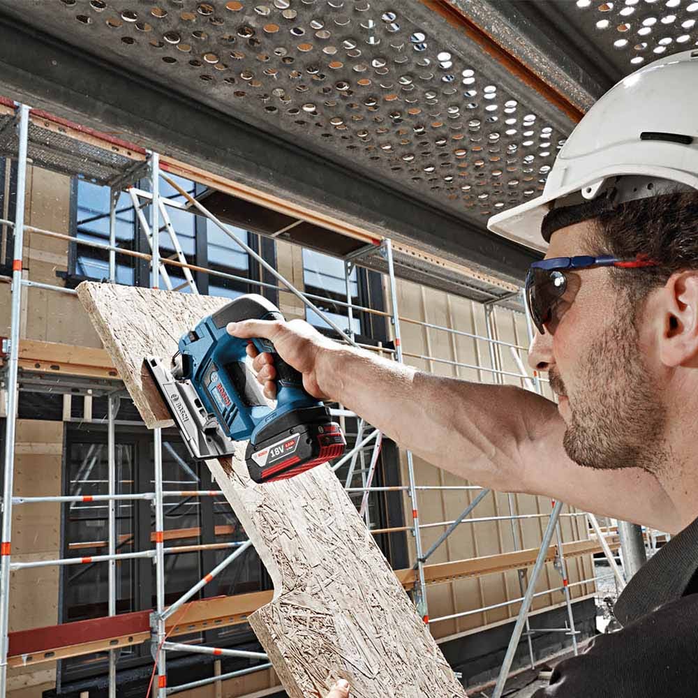BOSCH 18V Akku-Stichsäge GST 18 V-LI B Skin 06015A6100