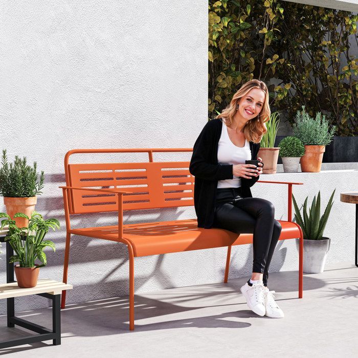 Tuinbank - Outsunny - 2-zits - staal - met armleuningen en rugleuning - 121 x 64 x 84 cm - rood