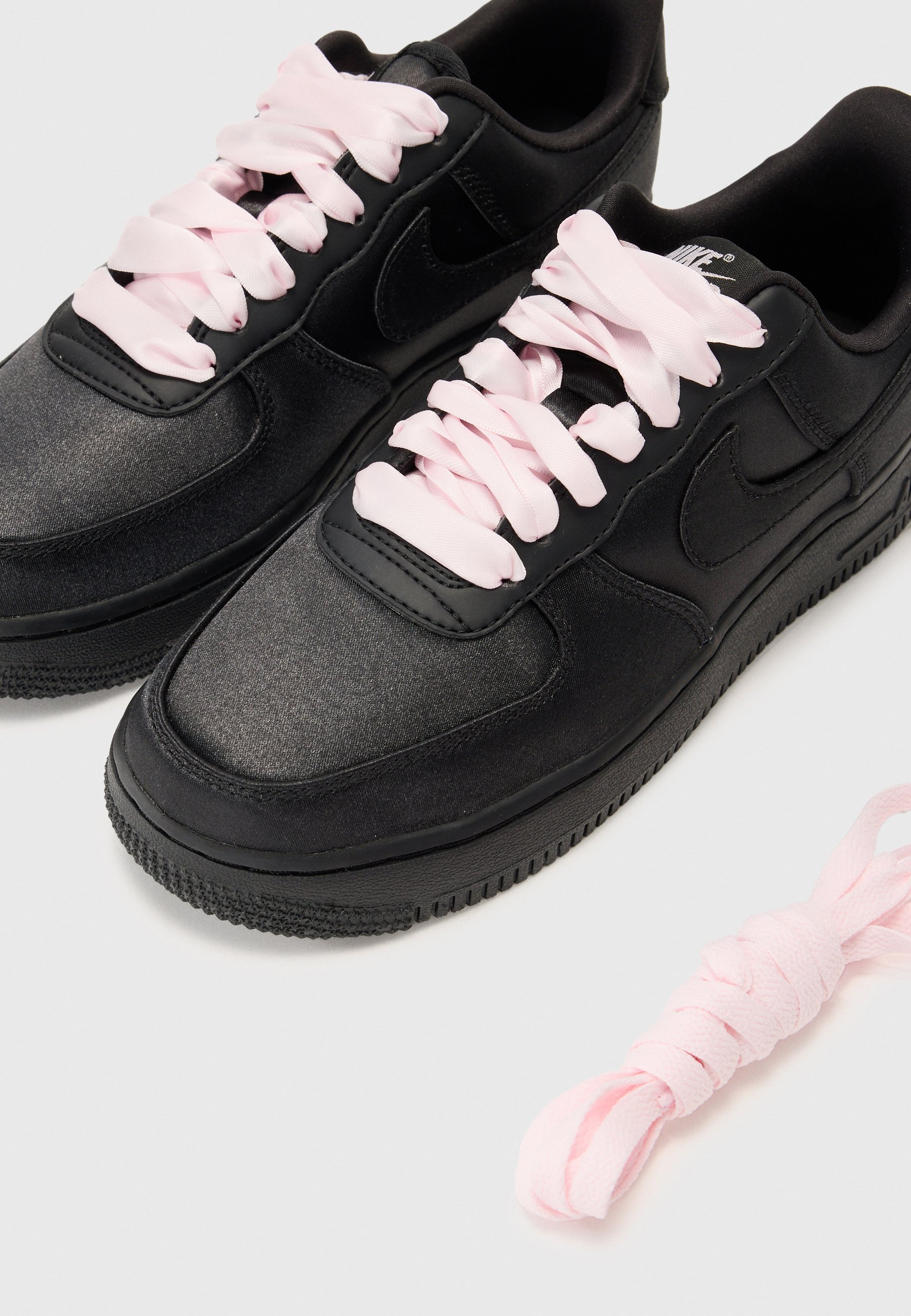 Nike Sportswear AIR FORCE 1 - Sneakers - zwart/roze ijs