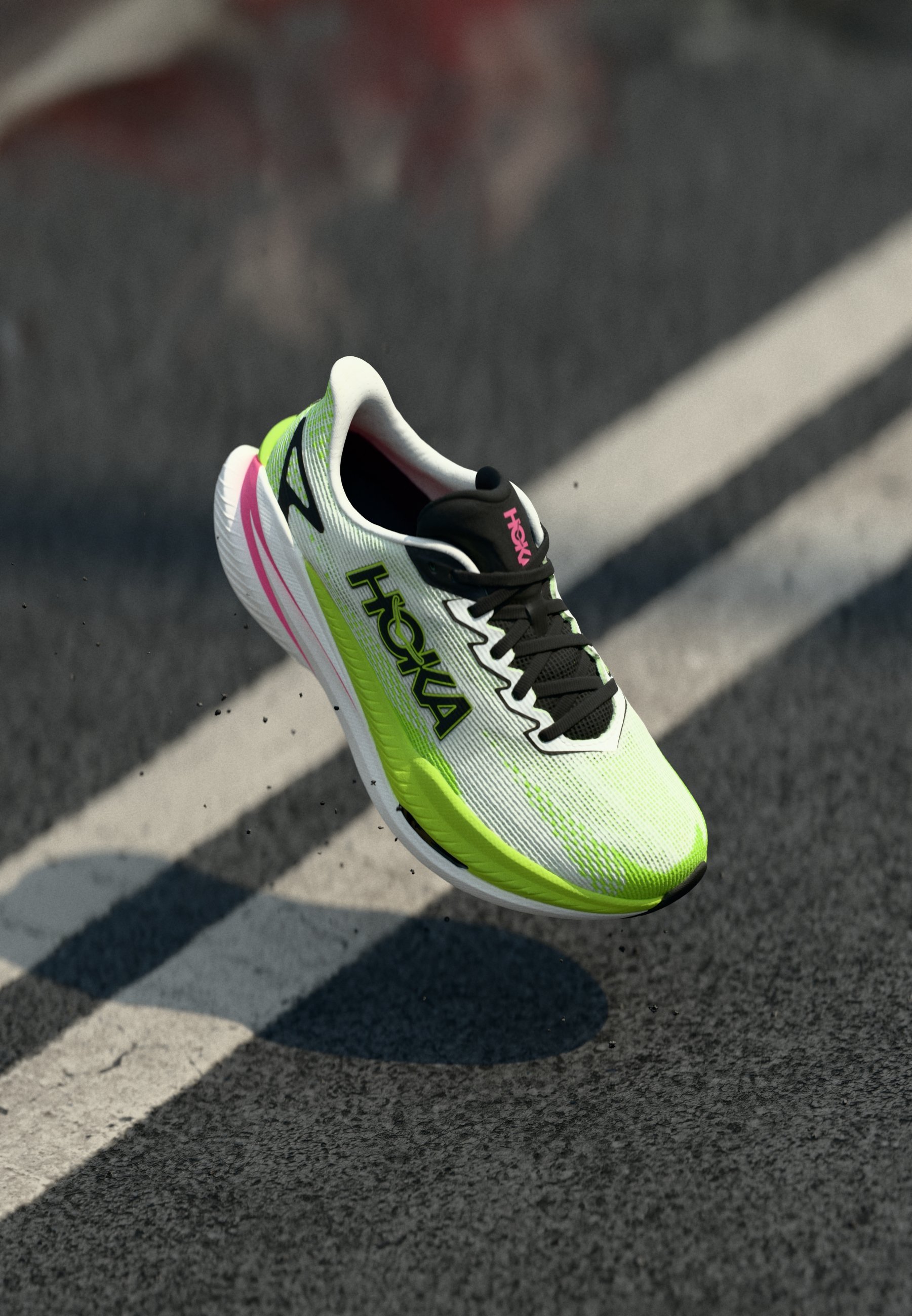 HOKA MACH X 3 - Straßenlaufschuhe - weiß/neongrün