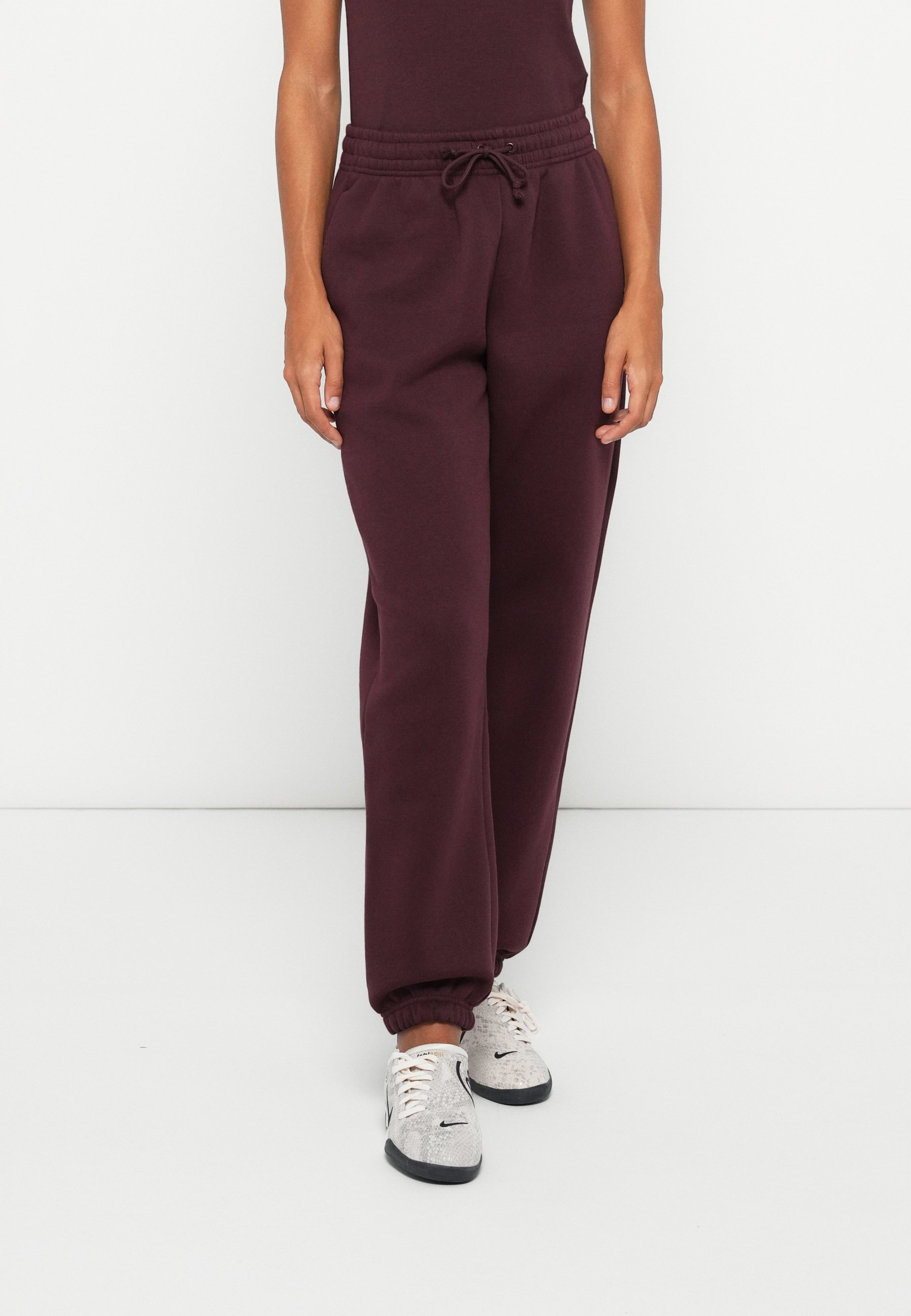 Nike Sportswear PANT - Trainingsbroek - bordeauxrood