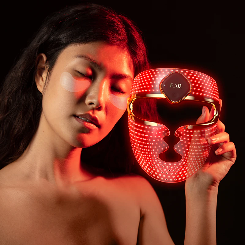 FOREO FAQ™ Mikroneedlingové očné náplasti proti vráskam s kyselinou hyalurónovou