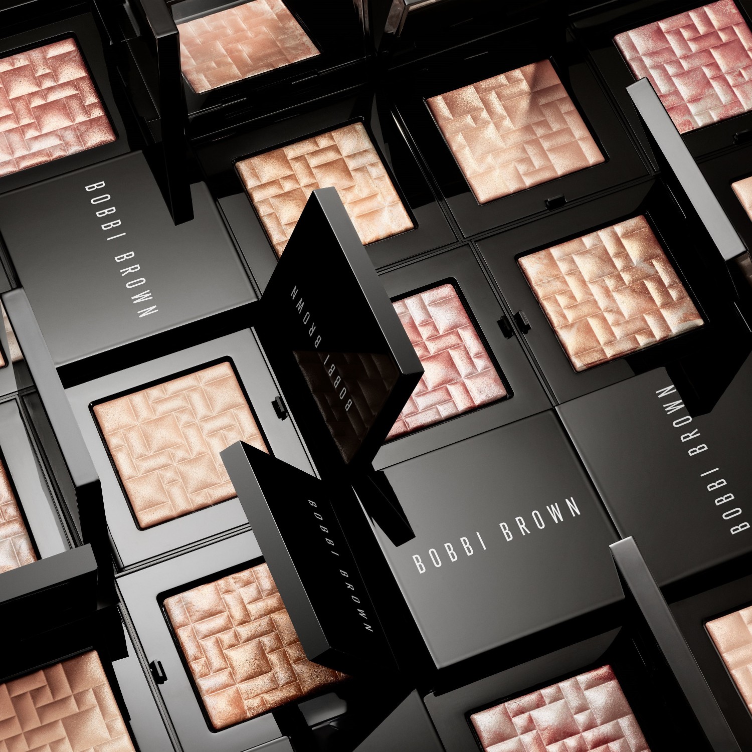 Rozjasňující prášek Bobbi Brown Highlighter - 8g