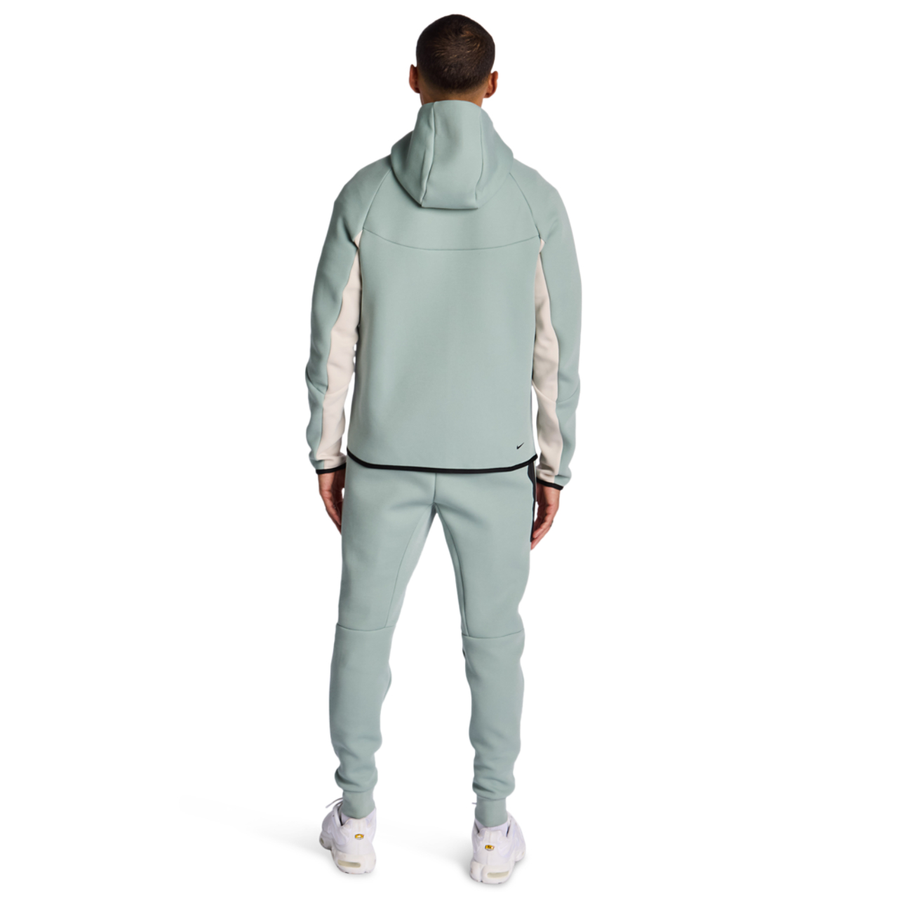 Nike Tech Fleece