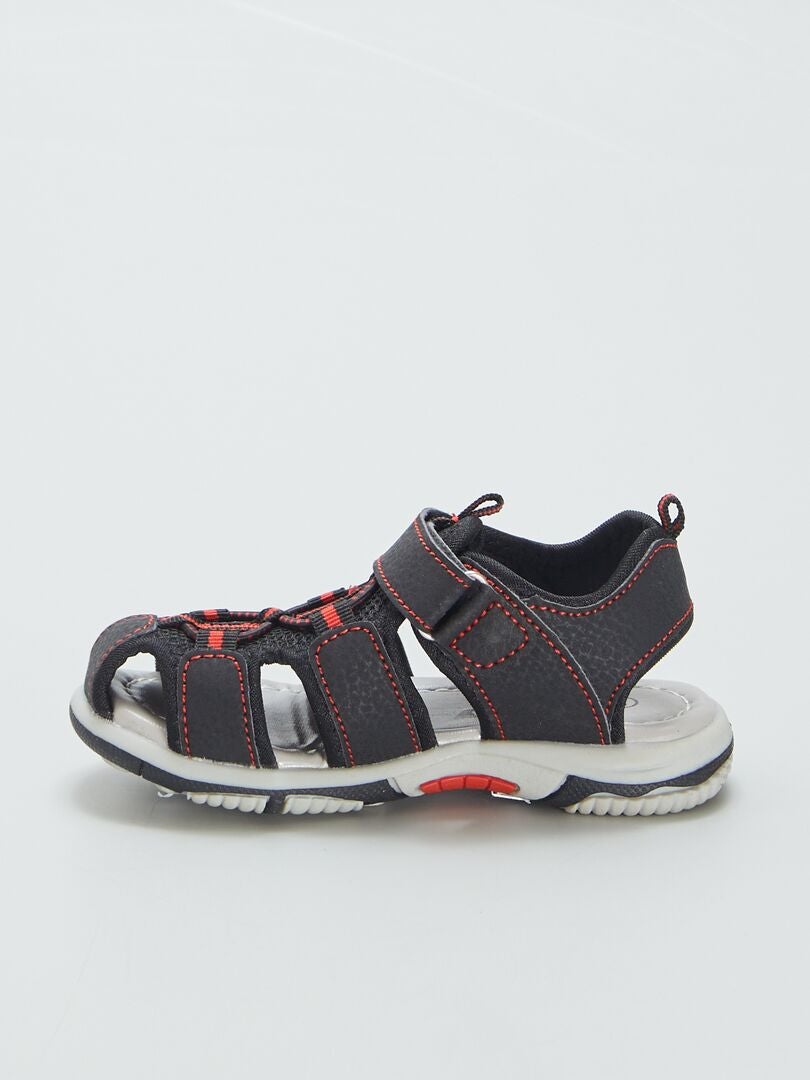 Gesloten sportsandalen - ZWART