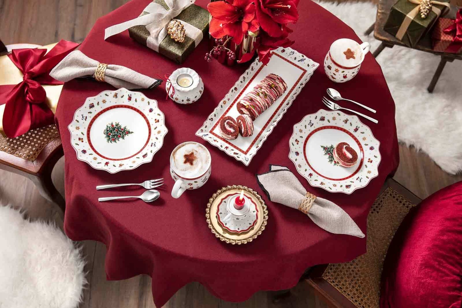 Villeroy & Boch galda piederumu komplekts, 8 daļas, rotaļu šķīvis - 1 daļa
