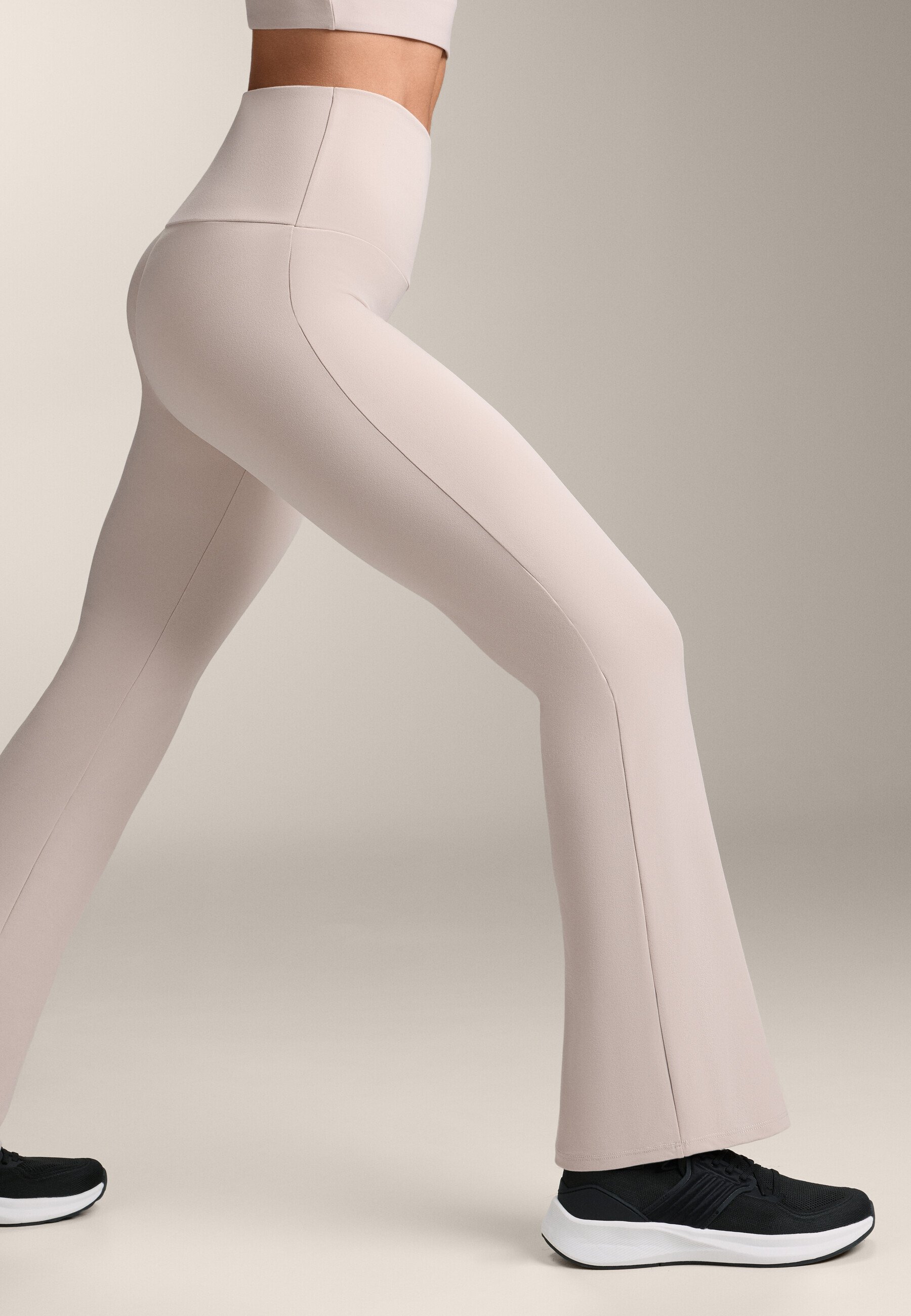 OYSHO HIGH-RISE COMFORTLUX FLARE - Leggings - zand