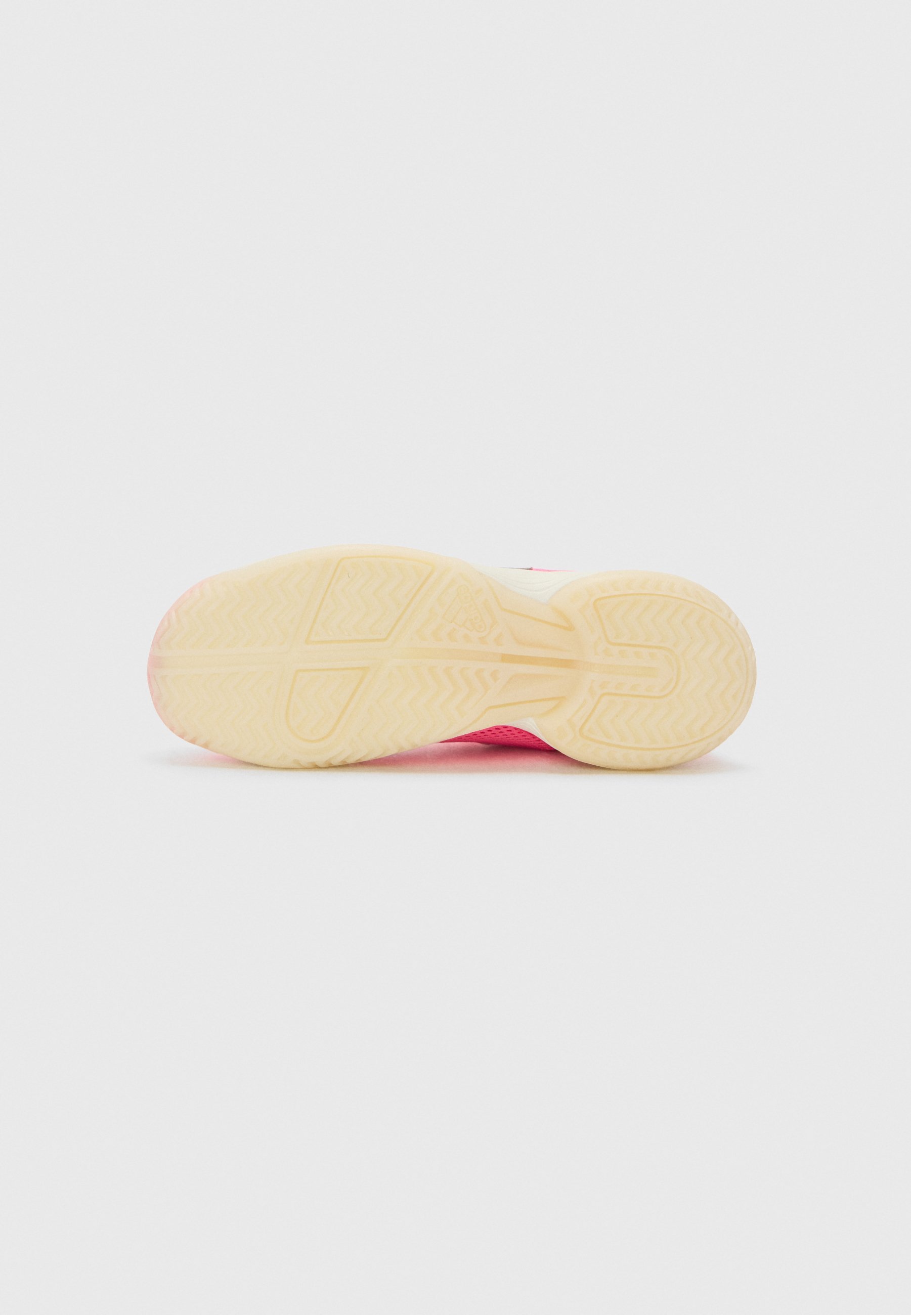 adidas Performance COURTFLASH UNISEX - Multicourt tennisschoenen - helder roze/zilverkleurig/gelukzalig roze