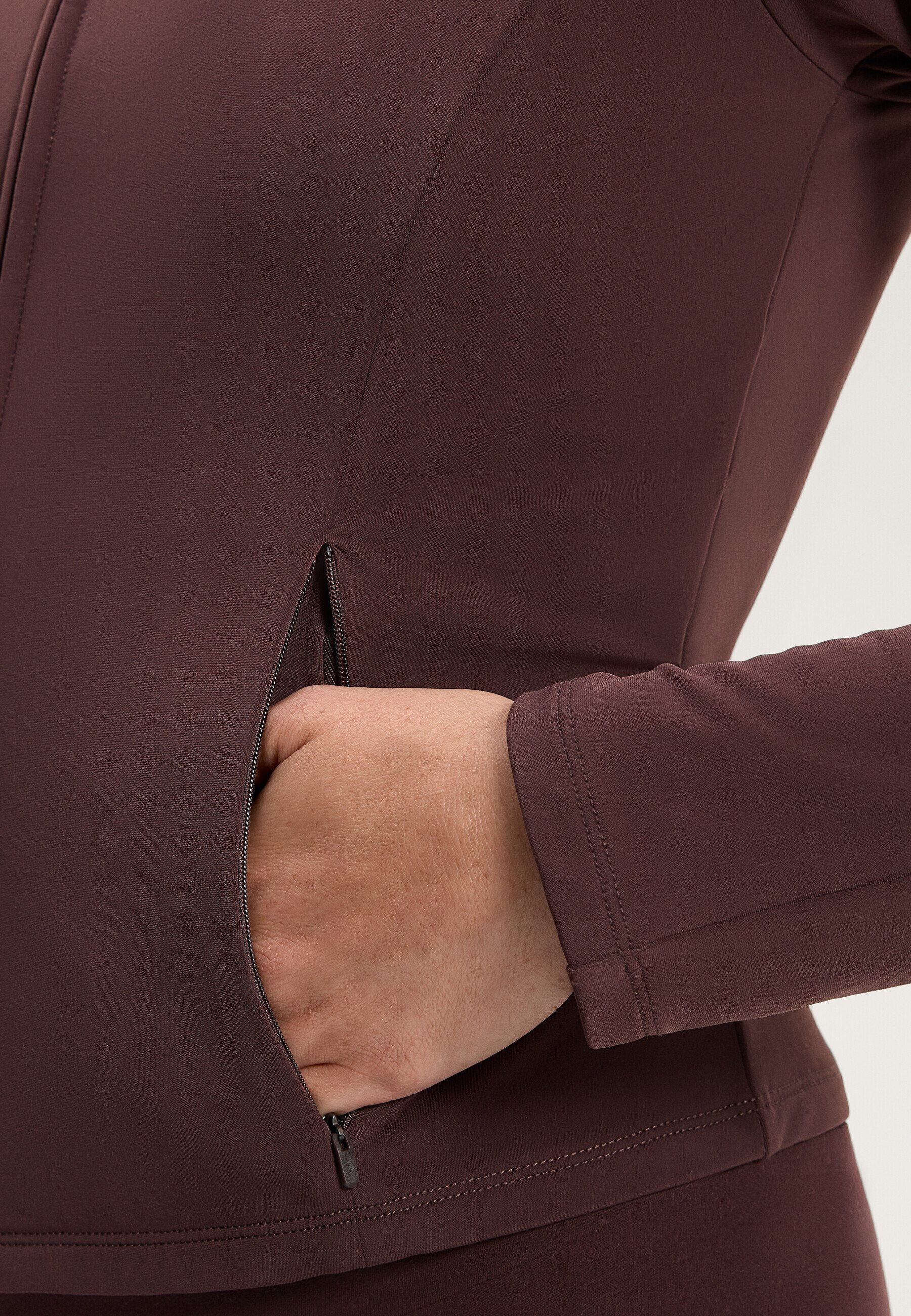 OYSHO LIGHT AND WARM CORPED TECHNICAL - Giacca da corsa - marrone