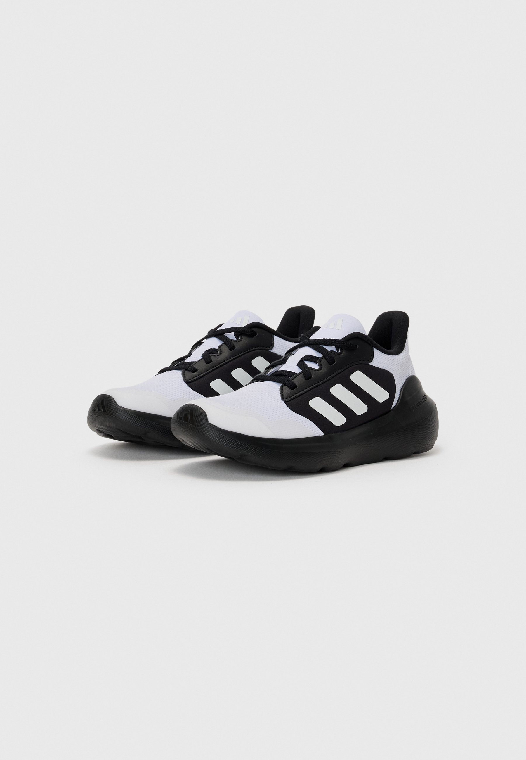 adidas Performance TENSAUR - Hardloopschoenen voor op de weg - kernzwart/wit