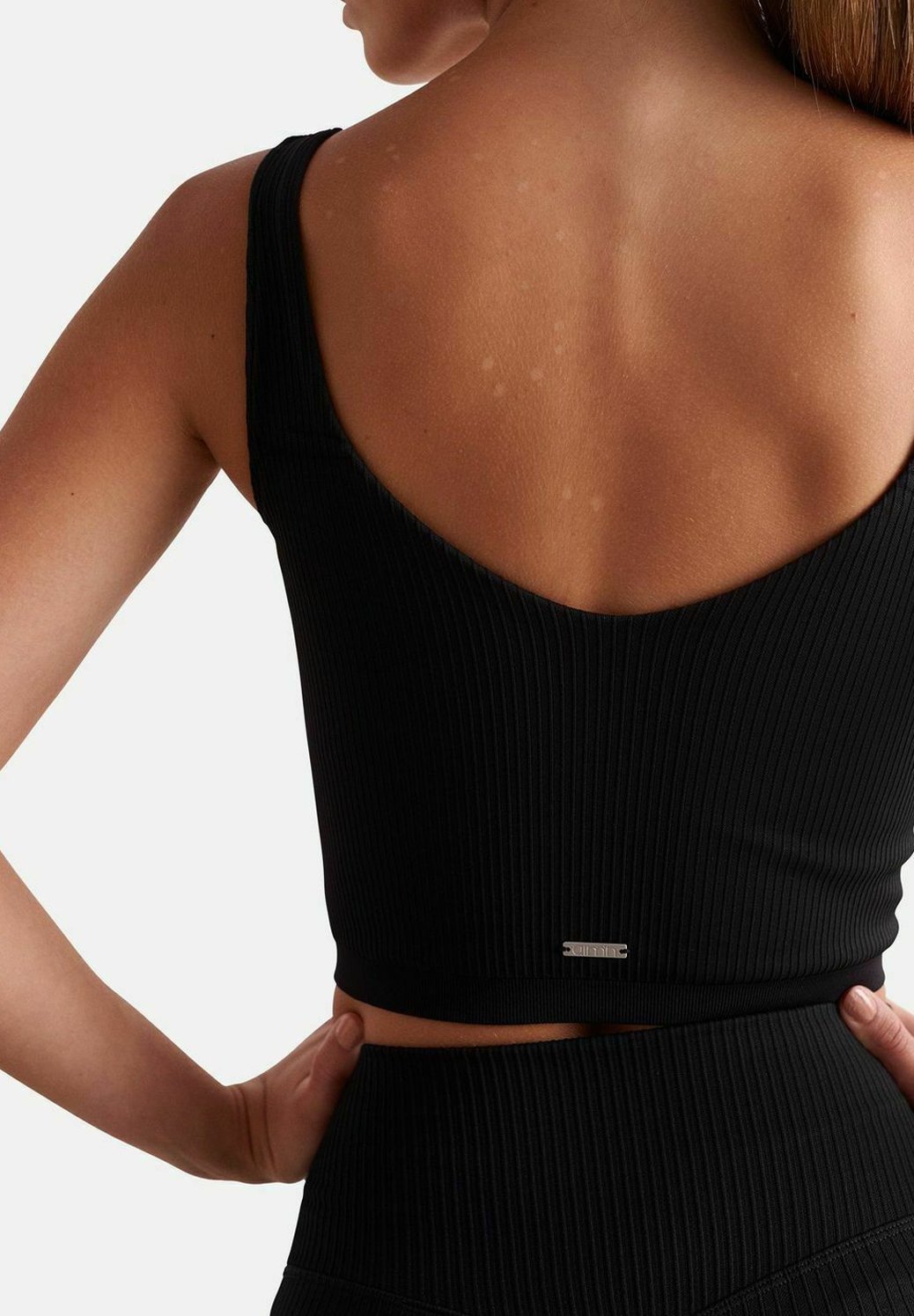 aim'n® RIBBED SEAMLESS BRALETTE - Sportbeha met lichte ondersteuning - zwart