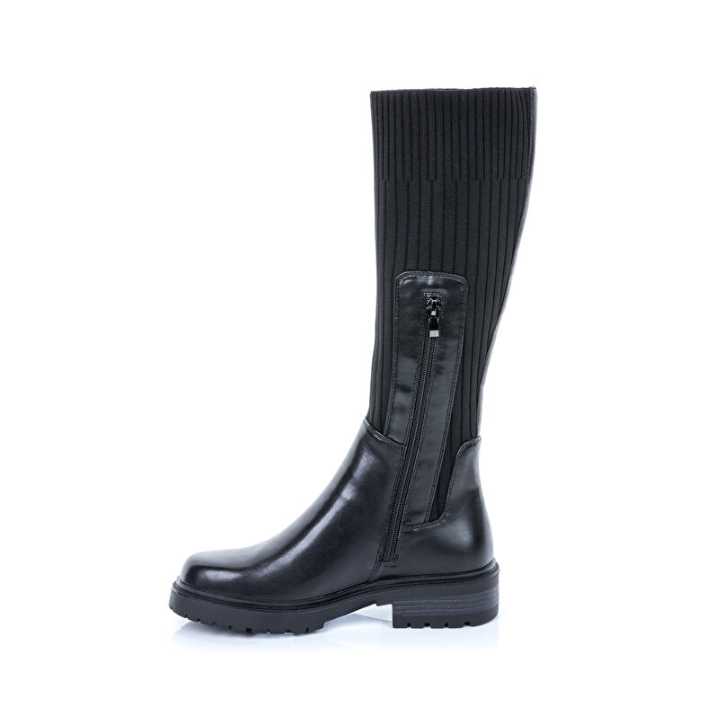  Botas negras de mujer