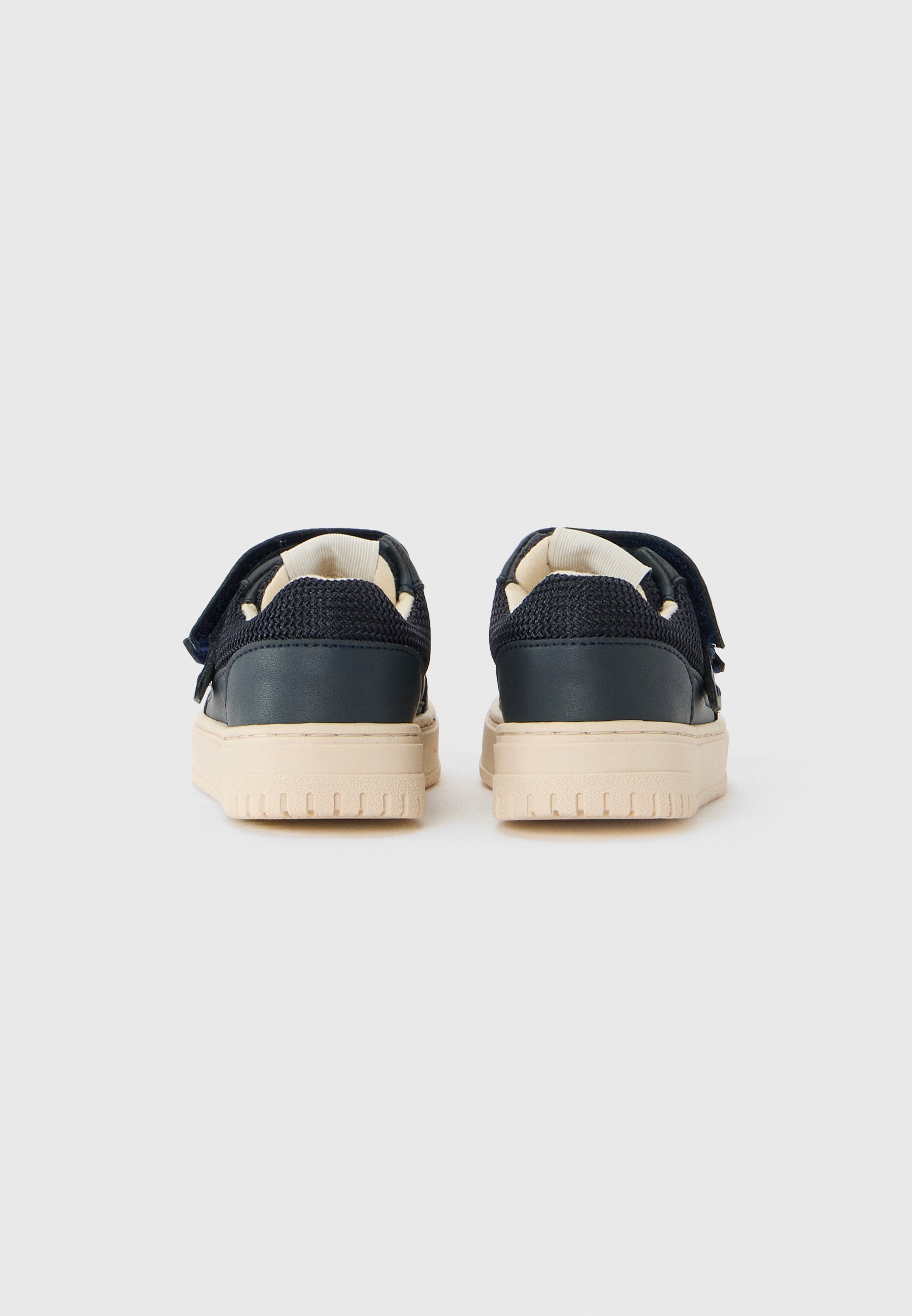 Emporio Armani UNISEXE - Baskets - bleu marine
