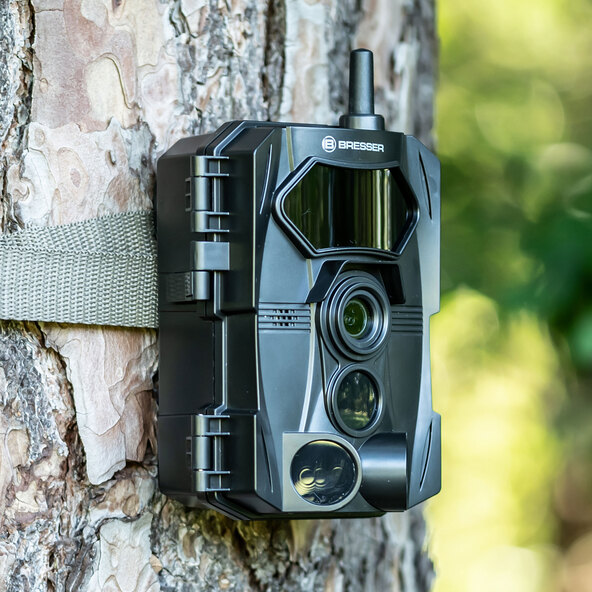 WiFi wildlife surveillance camera, 24 MP