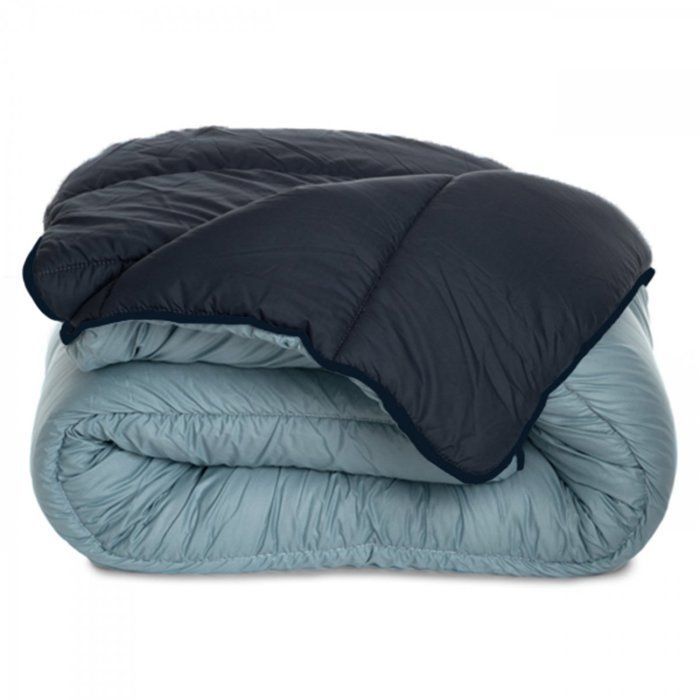 Warme, zweifarbig bedruckte Bettdecke 220 x 240 cm – Kontrastfarben – Wendbar – Weiche Mikrofaser – BLAU CALIN
