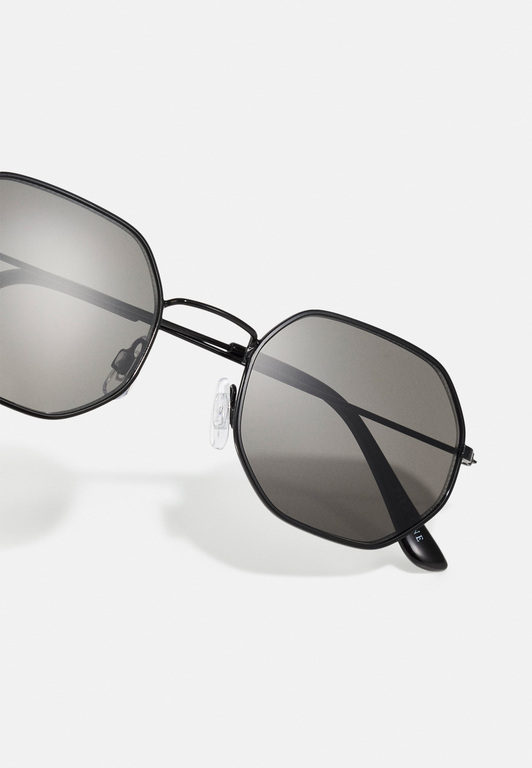 Pier One UNISEX - Sončna očala - črna
