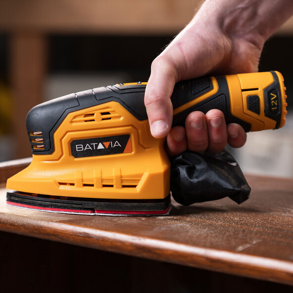 12V trådløs multisliper, uten batteri og lader