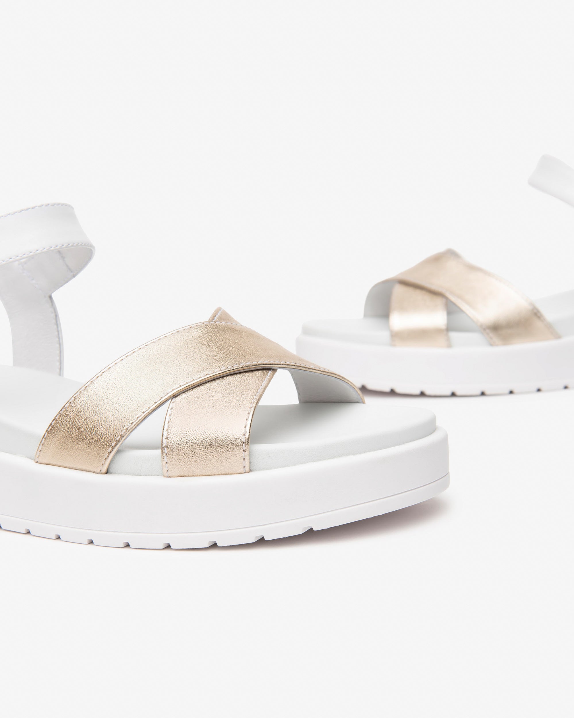  Damen-Ledersandalen