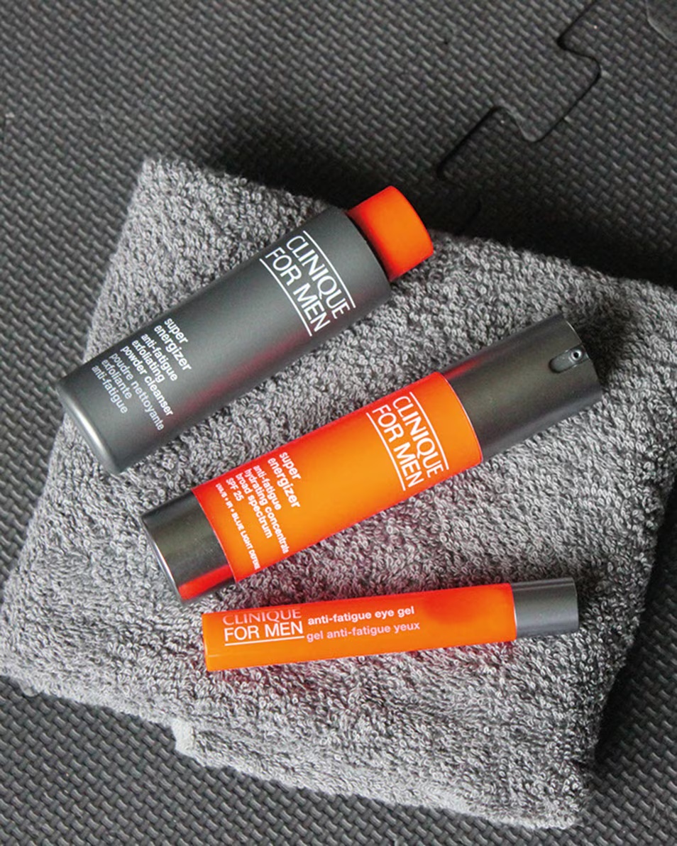 CLINIQUE CLINIQUE FOR MEN SUPER ENERGIZER™ ANTI-FATIGUE DEPUFFING EYE GEL HLADILNI GEL ZA OČI - HIDRIRA IN SE BORI PROTI ZABUHLJENOSTI
