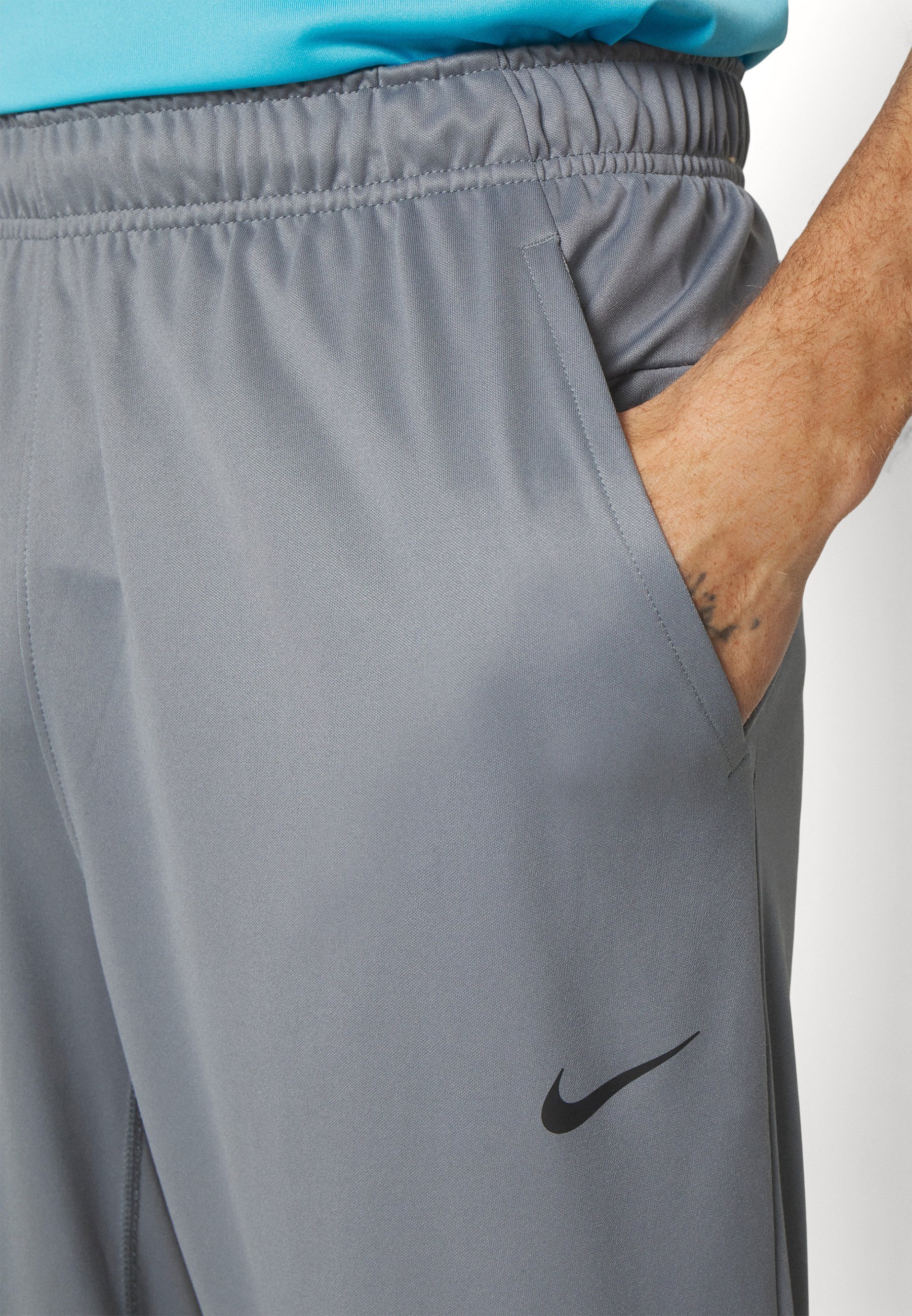 Nike Performance TOTALITY PANT – Trainingshose – Rauchgrau/Schwarz