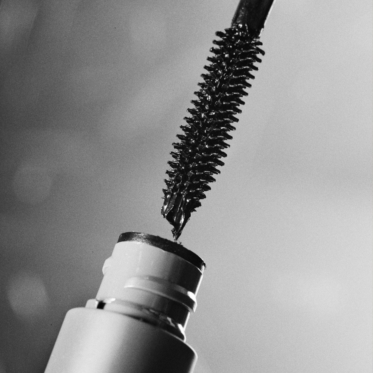MÁDARA Mascara DEEP MATTER Riasenka pre extra objem - 6 ml