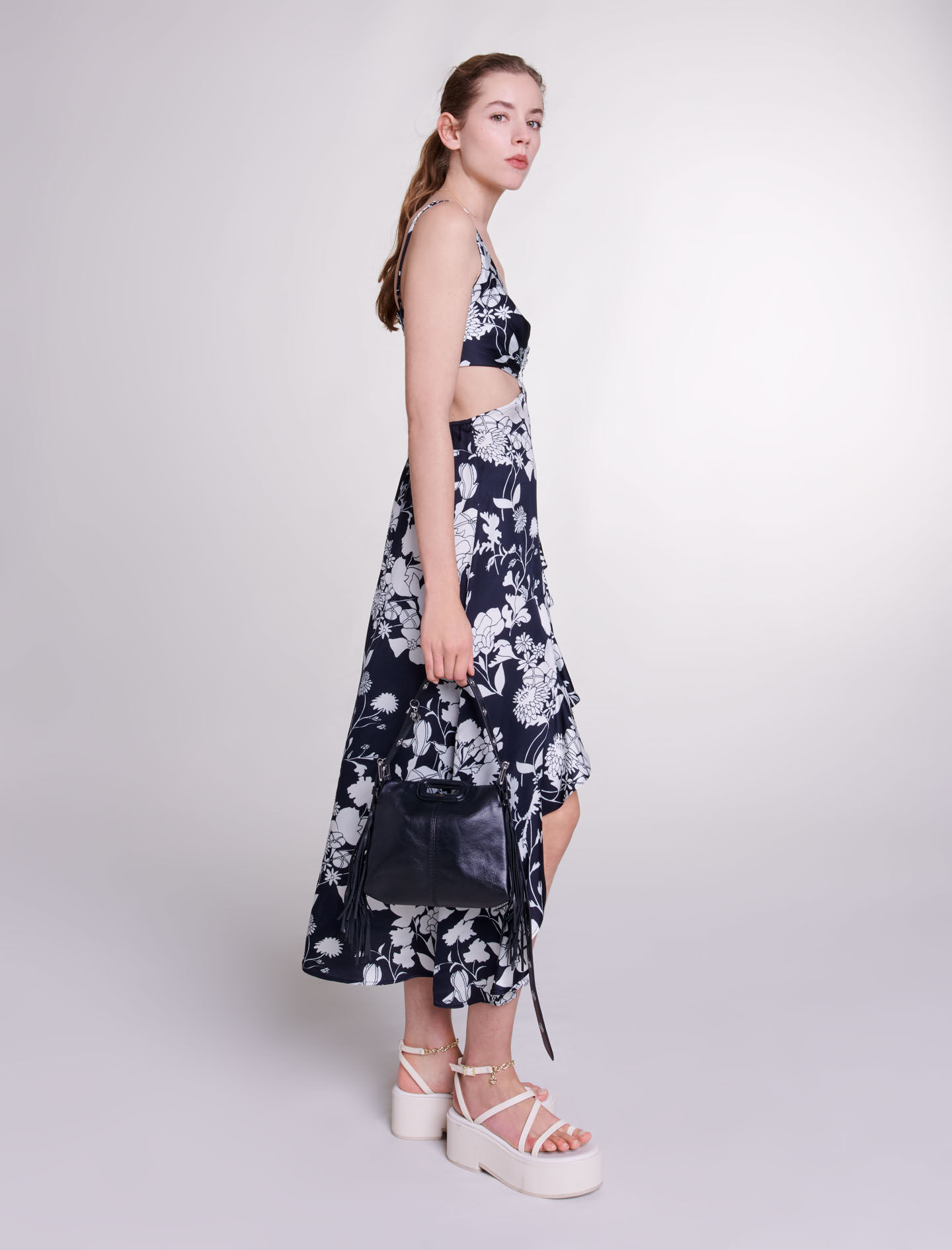 Rochie lungă cu broderie