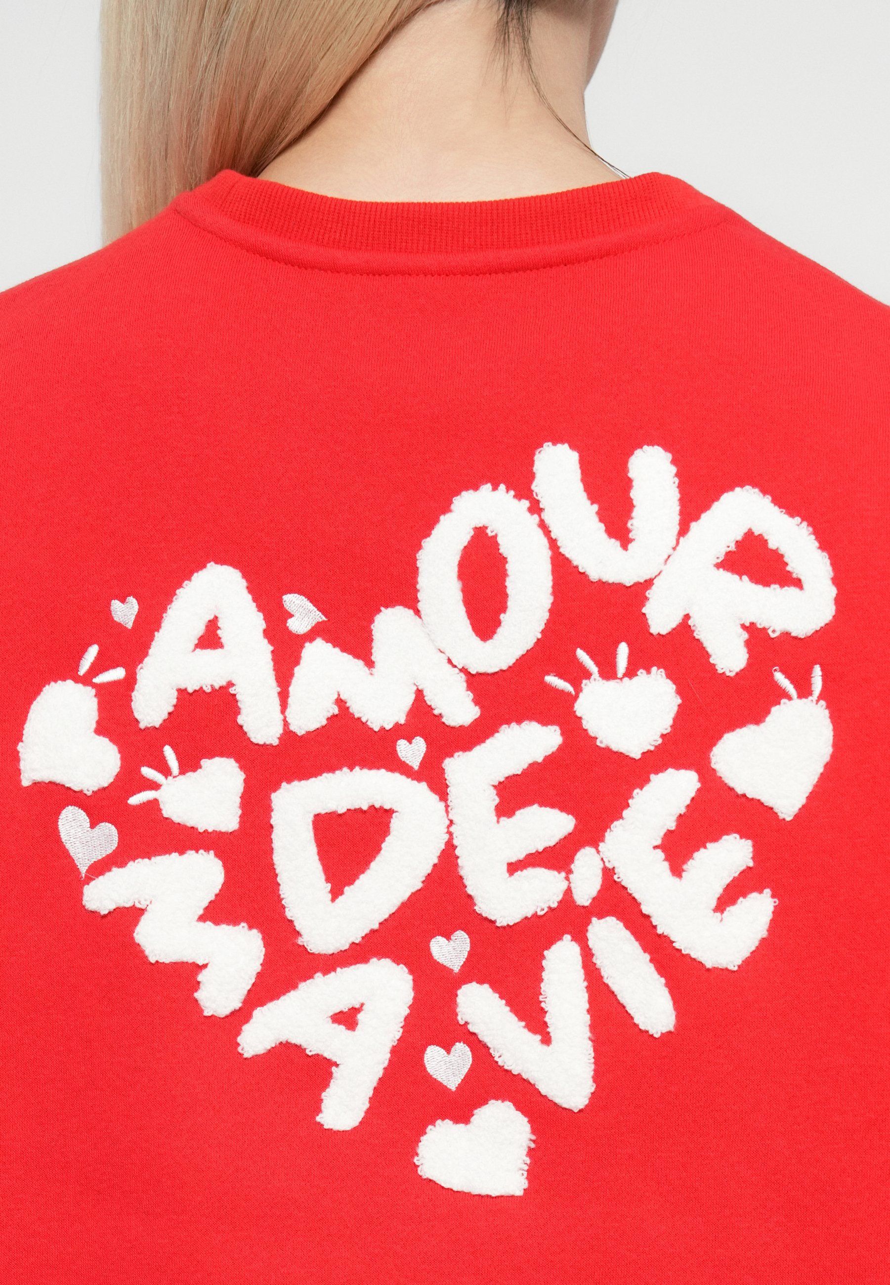 UNIQUEMENT SUR L'IMPRESSION ONLTAMMIE COL ROND - Sweat-shirt - rouge à risque élevé