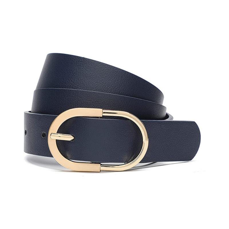 Ceinture en cuir pour femme avec boucle dorée, idéale pour une robe.