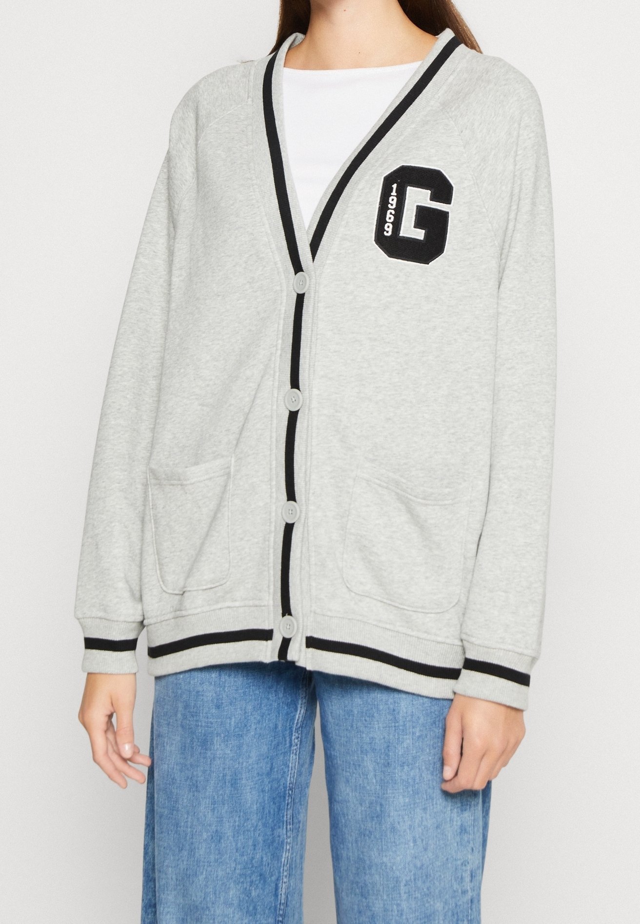 Sweat-shirt zippé GAP - gris clair