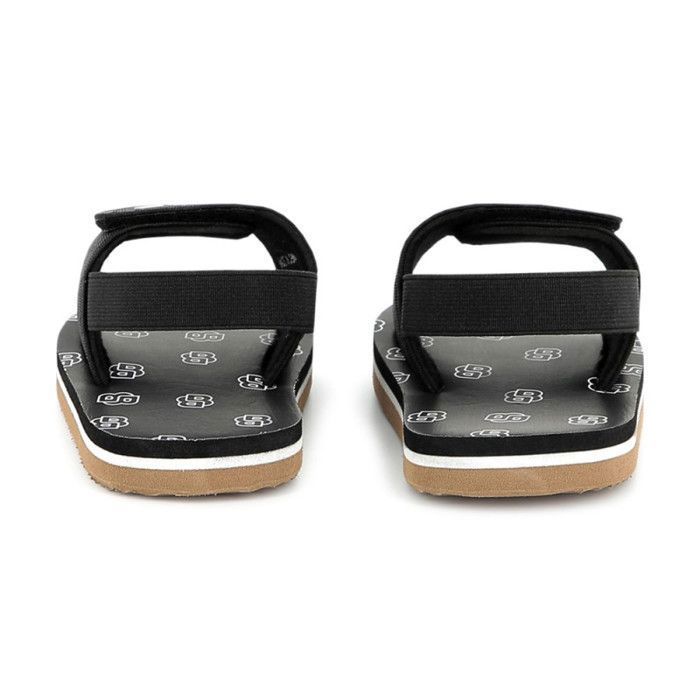 Chanclas negras Boss para niños: prácticas, cómodas y con estilo.