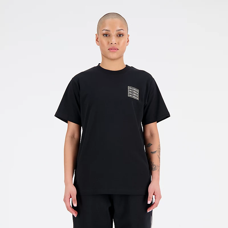 Tricou Femme Essentials din bumbac, croială lejeră – NEGRU