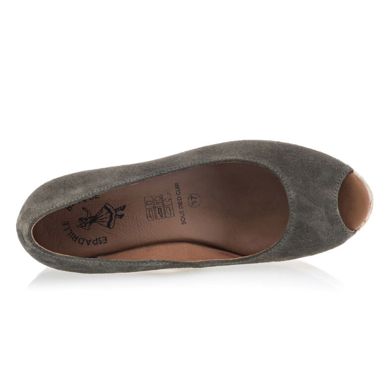 Zielone espadryle damskie z podeszwą ze sznurka