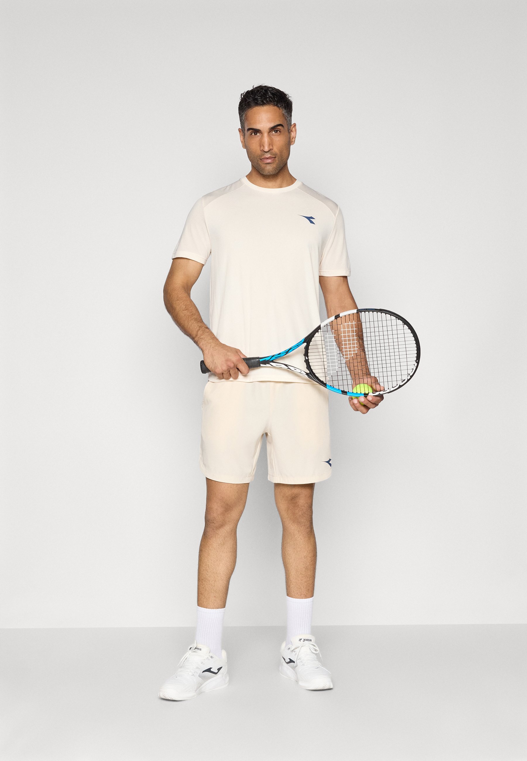 Diadora SHORTS CORE - Sportshorts - Whisper White