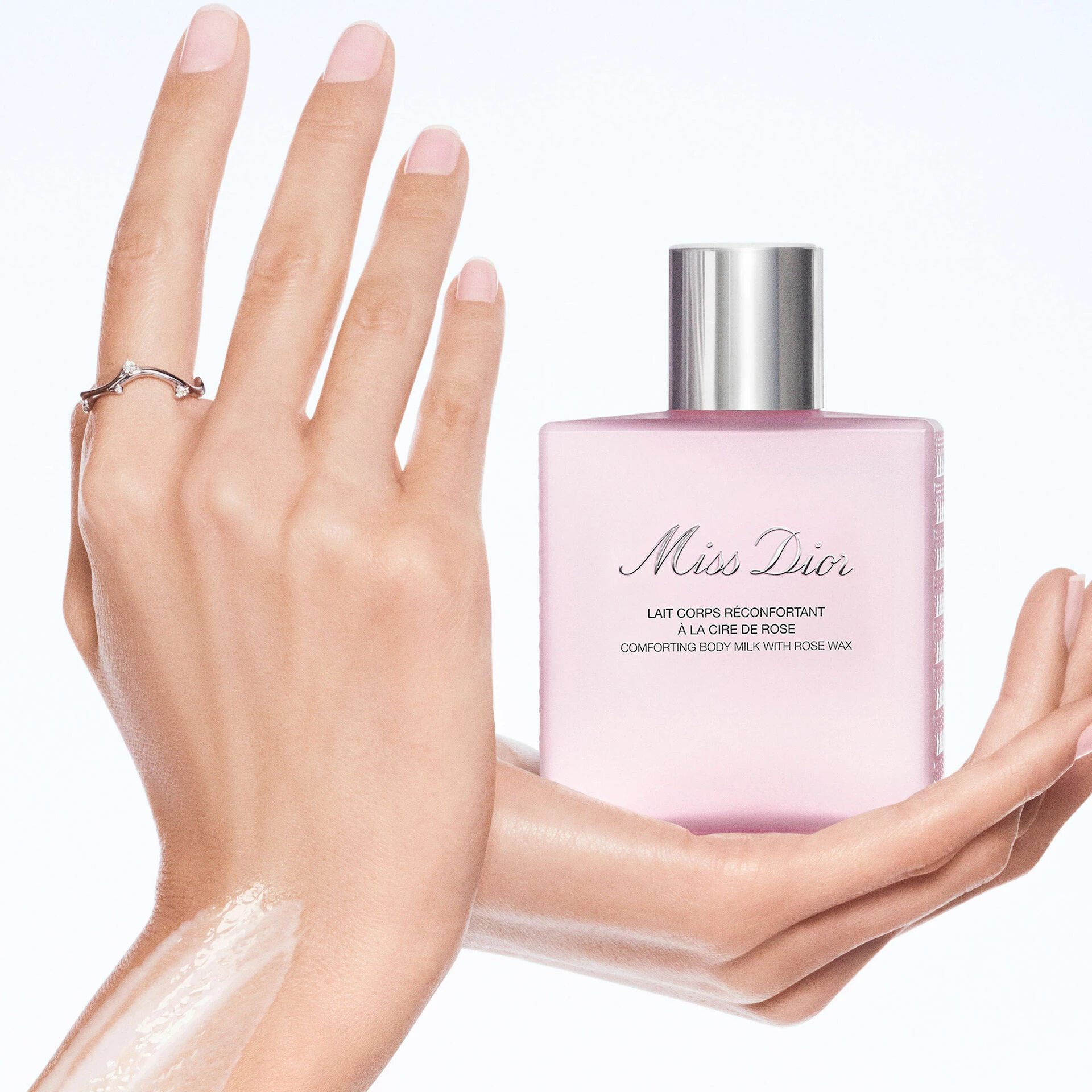 Lapte de corp reconfortant Miss Dior cu ceară de trandafiri 175 ml - DIOR