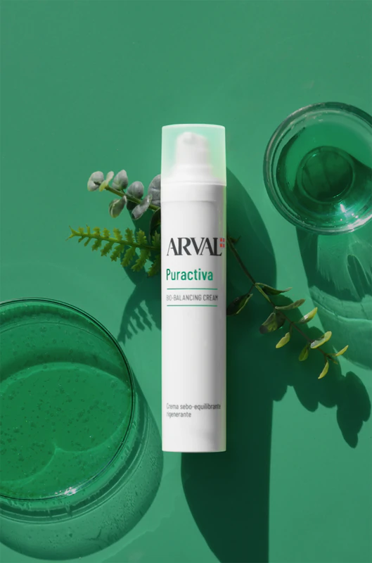 Creme de limpeza Arval Puractiva Bio-Balancing com efeito regenerador