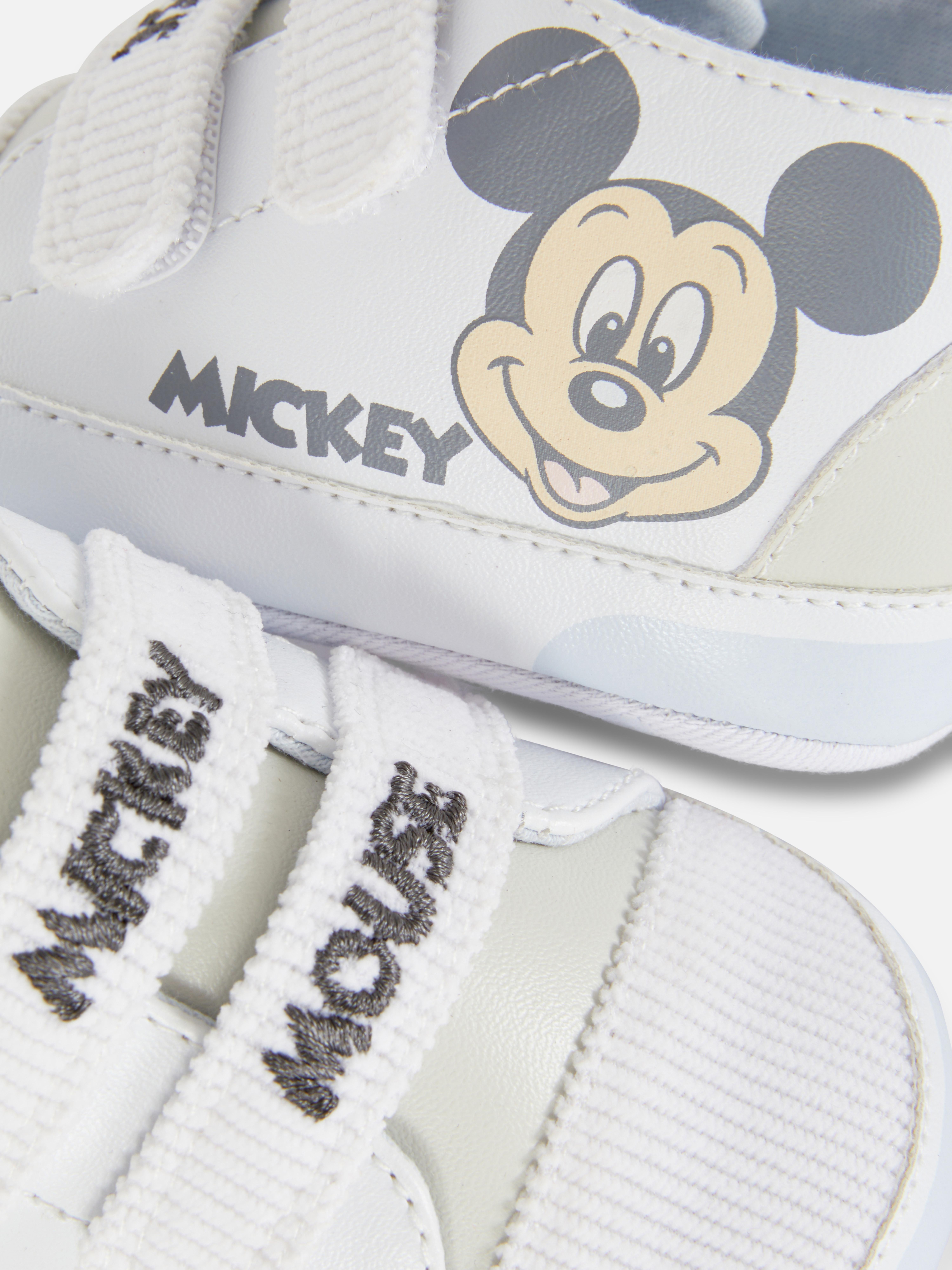 Teniși înalți Disney Mickey Mouse Acești pantofi înalți sunt concepuți în stilul lui Mickey Mouse de la Disney
