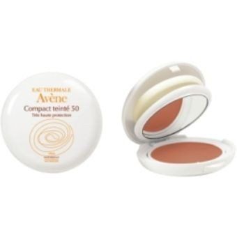 Kompaktna SPF50 kozmetika za lice iz apoteke