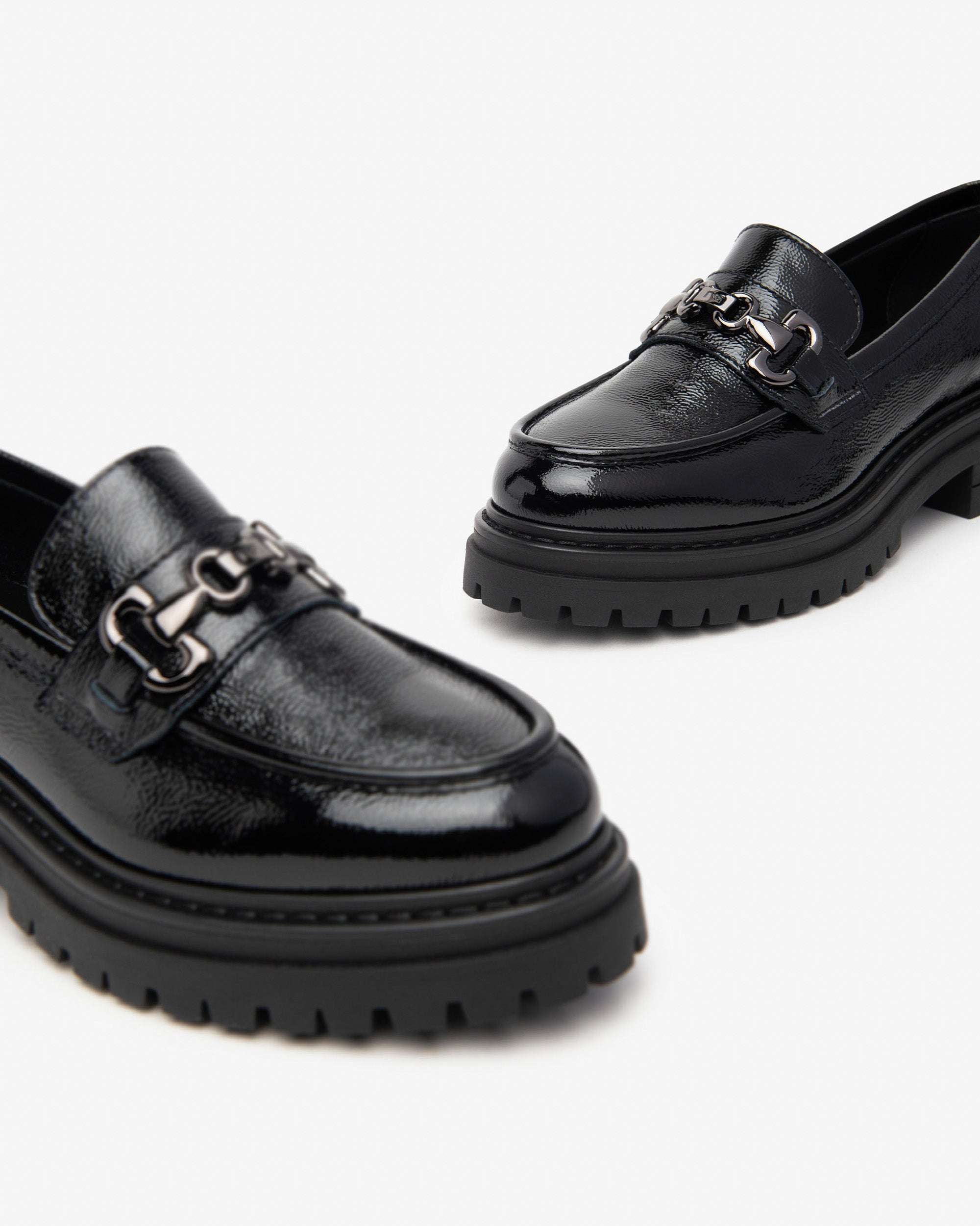  Damen-Mokassins aus Lackleder