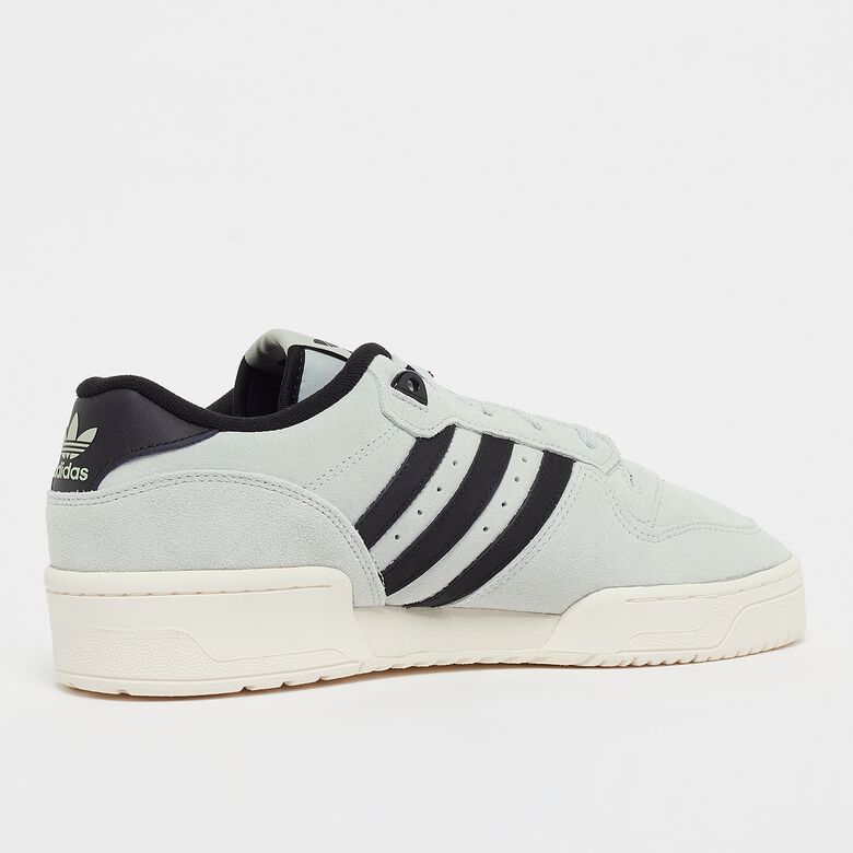 Niedrige Rivalität zwischen den Zapatillas