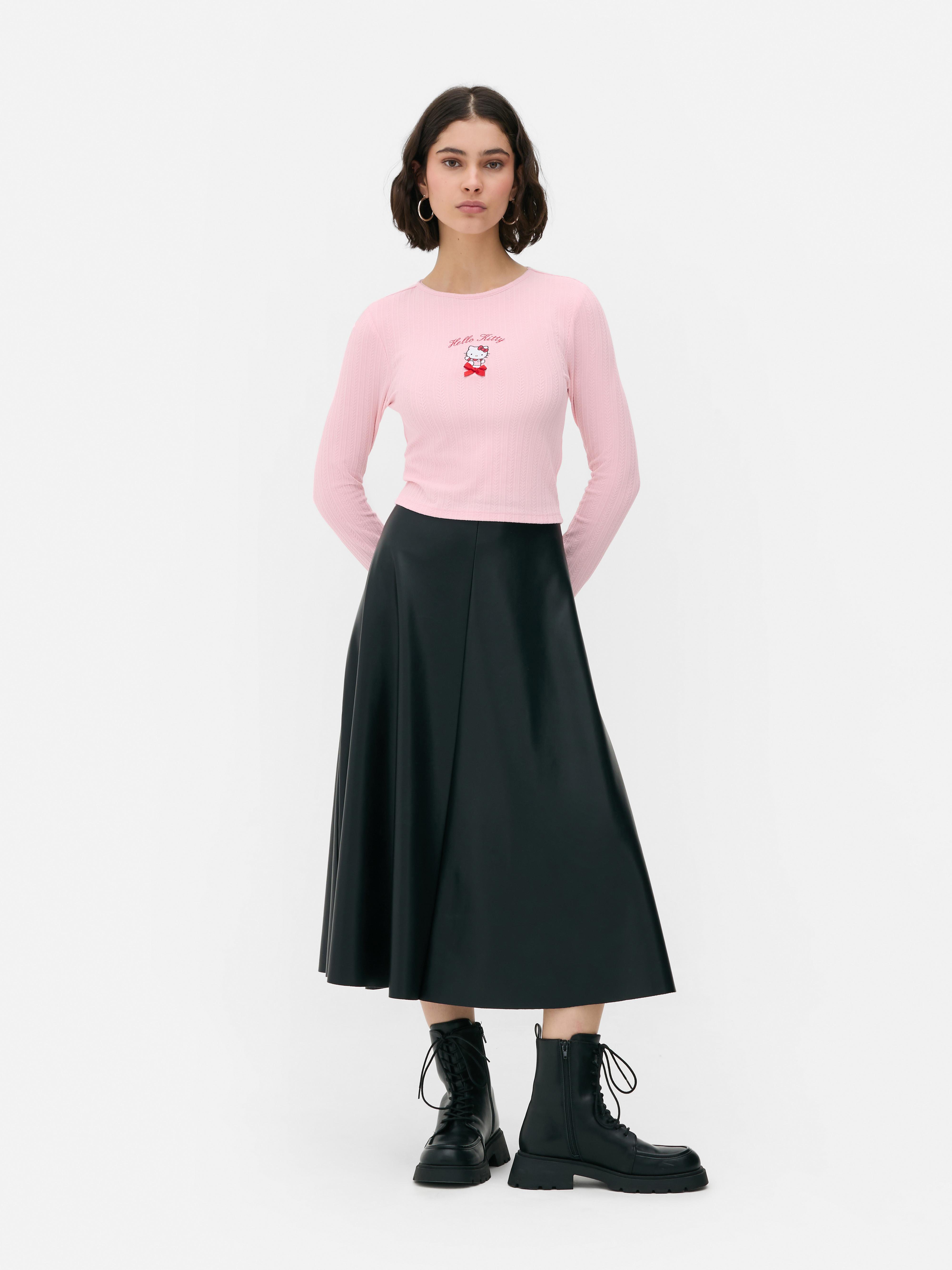 Tricou cu mânecă lungă și imprimeu Hello Kitty ajurat Un tricou cu imprimeu Hello Kitty, mânecă lungă și ajurat